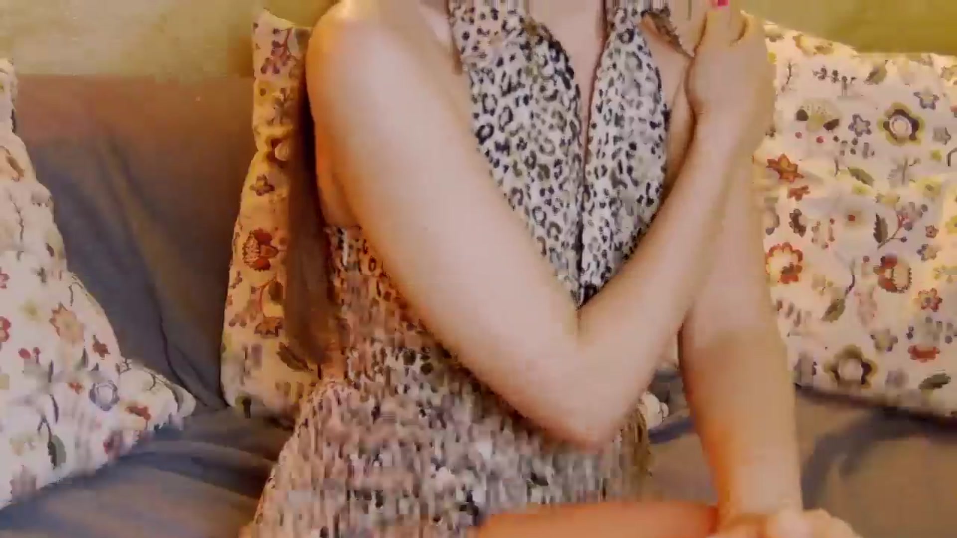 Gallery image thumbnail from Radiance's myfreecams stream on, 06/09/2025, 12:55 image 18 of 20