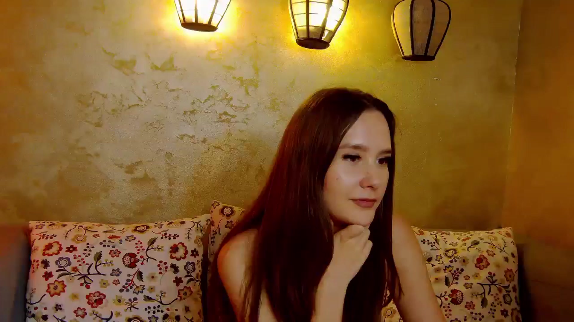 Gallery image thumbnail from Radiance's myfreecams stream on, 06/11/2025, 19:24 image 6 of 20