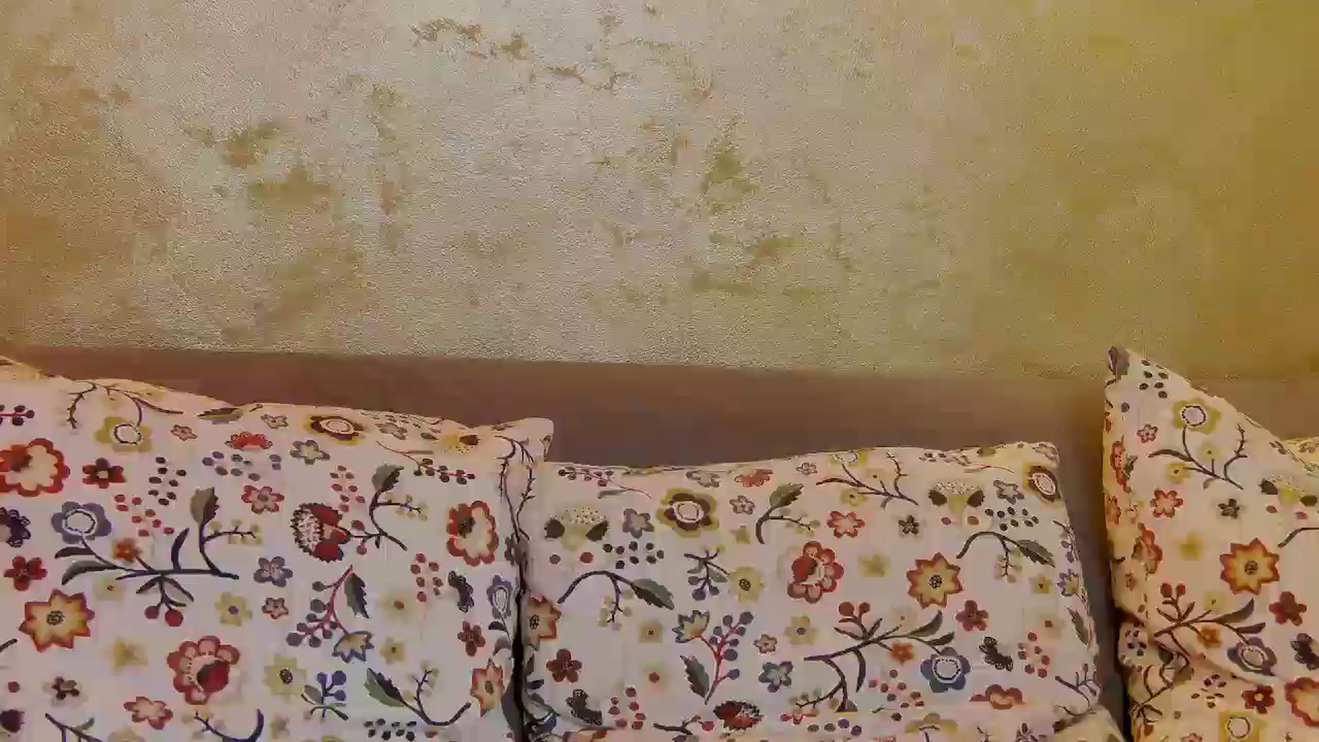 Gallery image thumbnail from Radiance's myfreecams stream on, 06/15/2025, 14:06 image 5 of 20