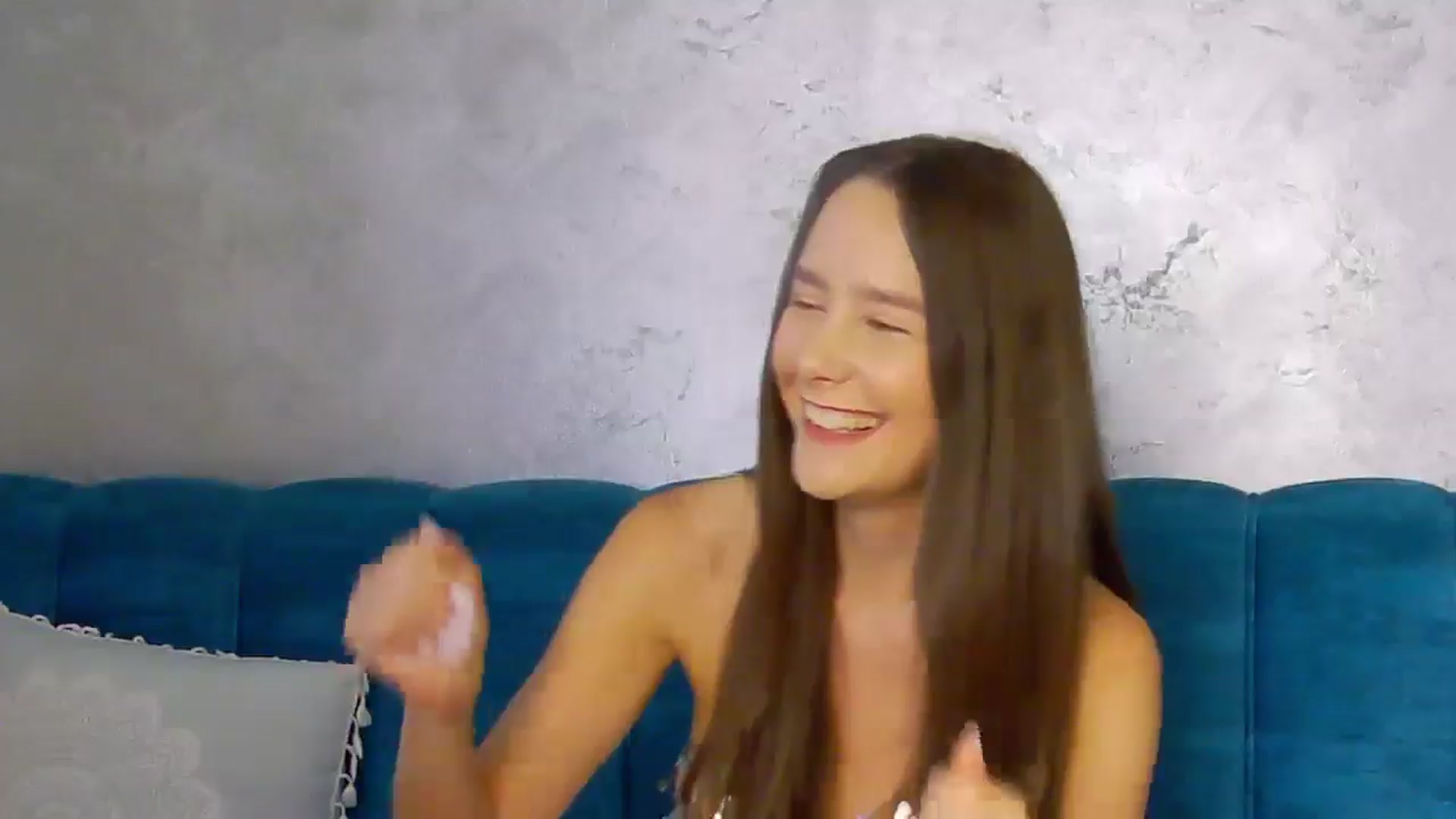 Gallery image thumbnail from Radiance's myfreecams stream on, 06/29/2025, 16:49 image 12 of 20