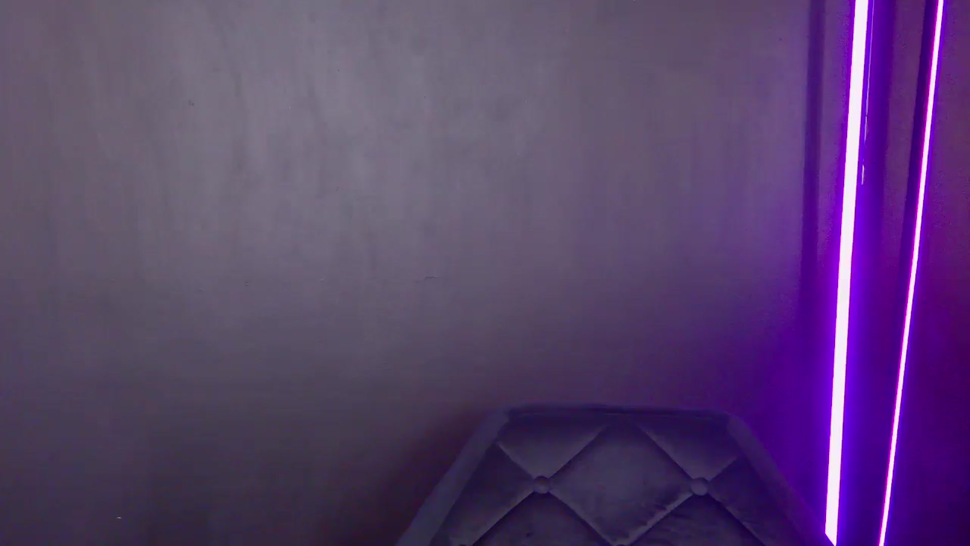 Gallery image thumbnail from Radiance's myfreecams stream on, 07/03/2025, 17:53 image 12 of 20