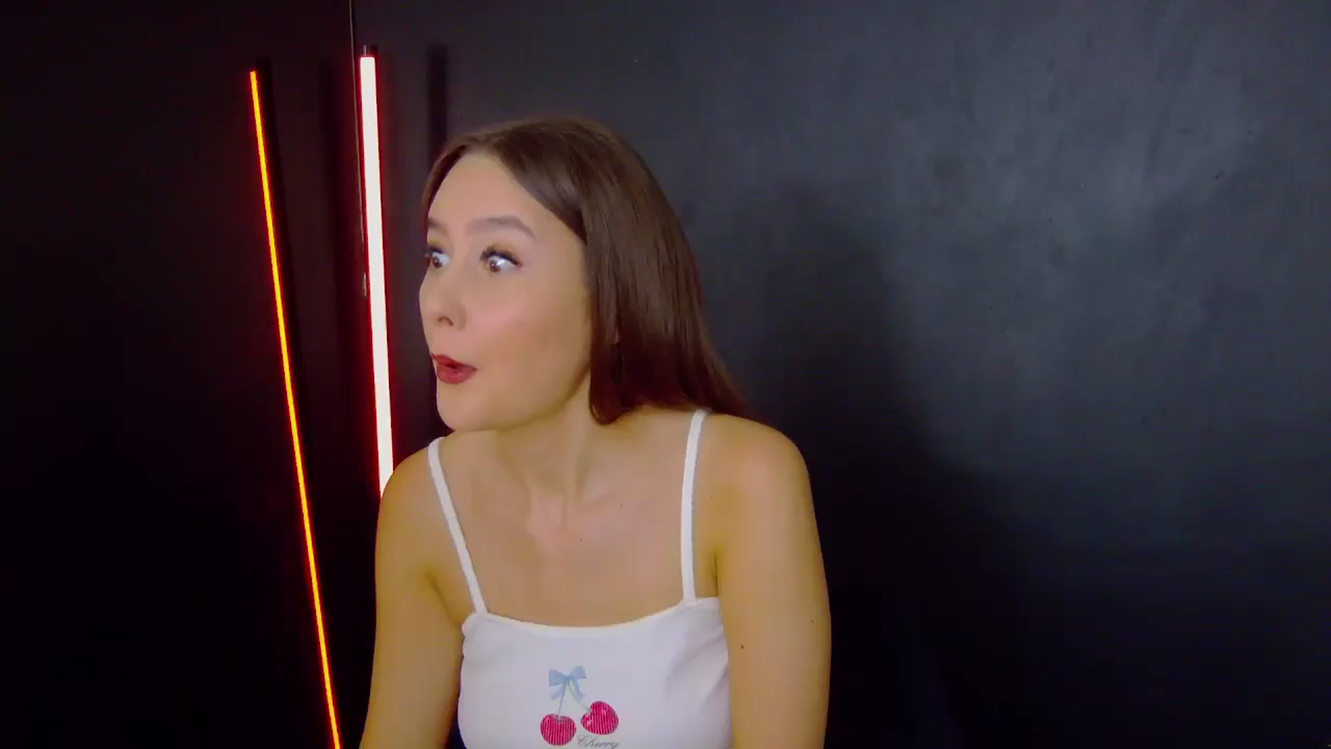 Gallery image thumbnail from Radiance's myfreecams stream on, 07/09/2025, 15:12 image 1 of 20