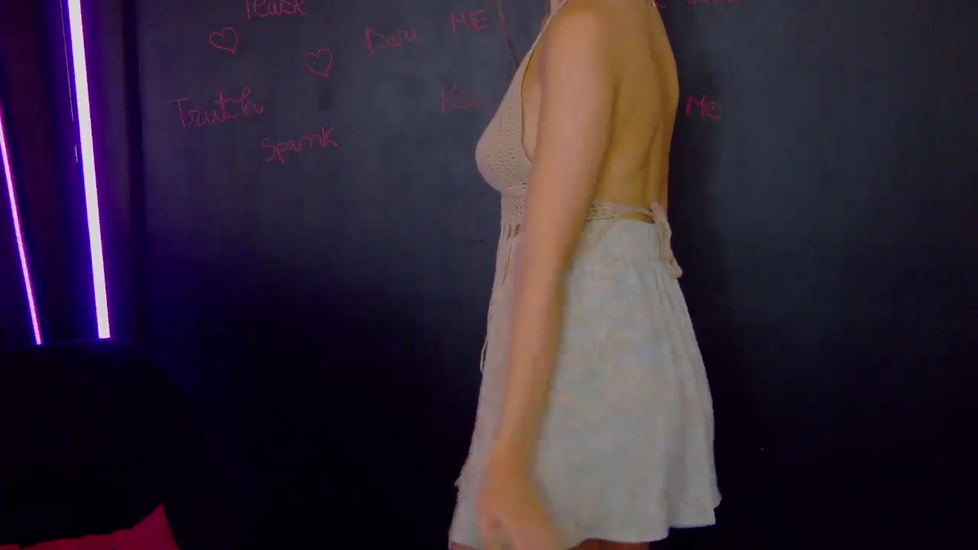 Gallery image thumbnail from Radiance's myfreecams stream on, 07/10/2025, 14:15 image 13 of 20
