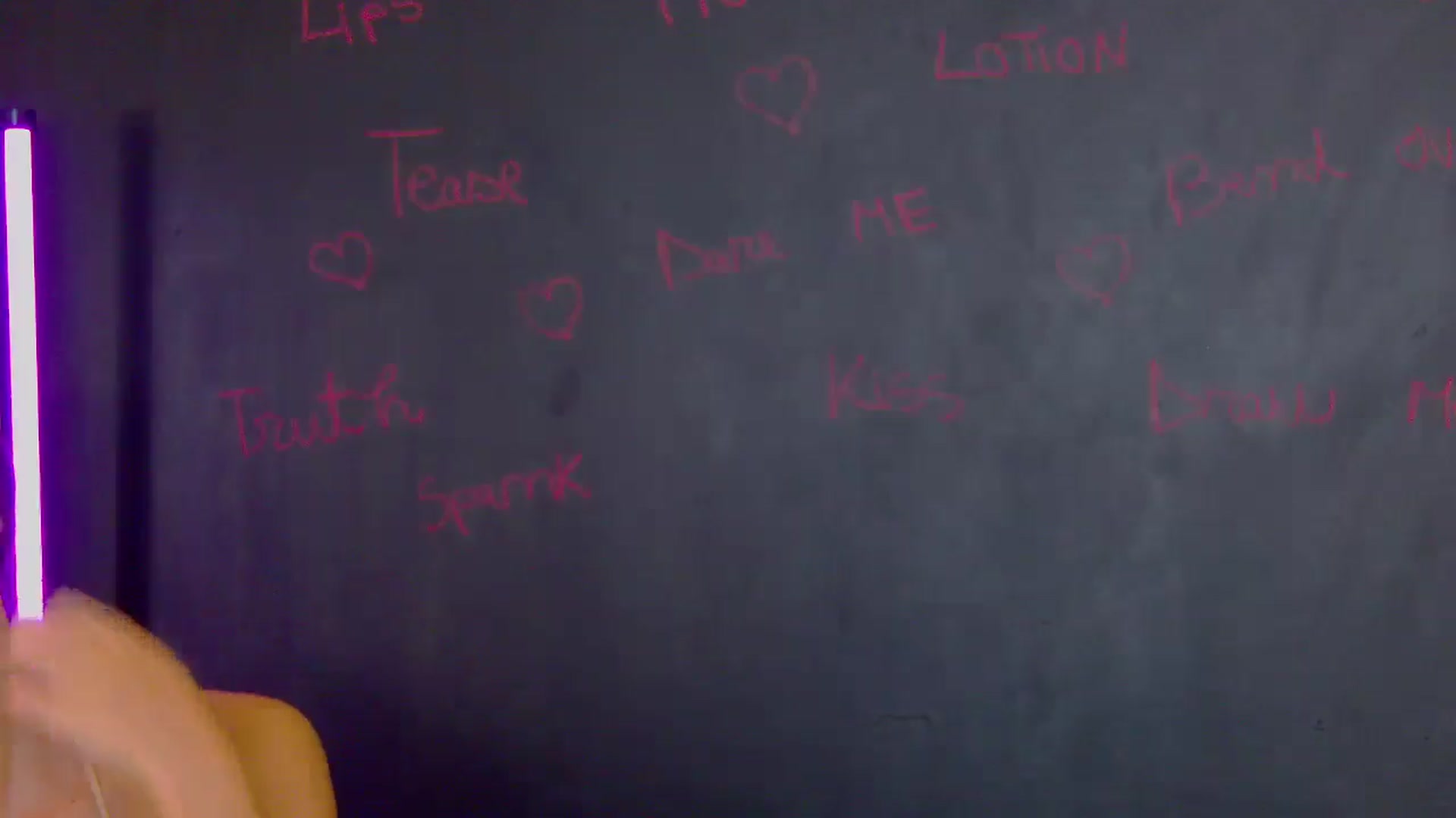Gallery image thumbnail from Radiance's myfreecams stream on, 07/10/2025, 16:47 image 11 of 20
