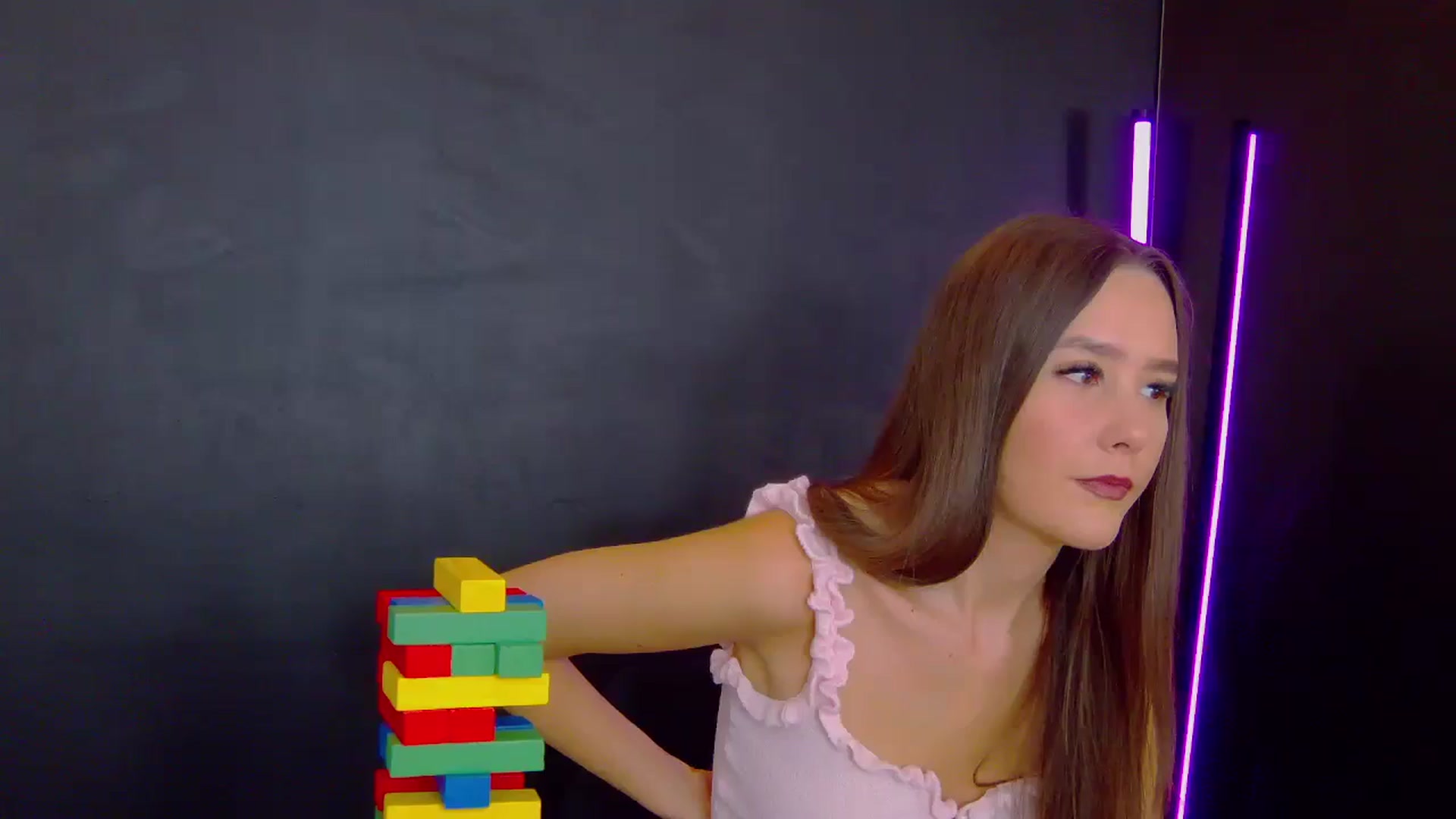 Gallery image thumbnail from Radiance's myfreecams stream on, 07/12/2025, 17:42 image 5 of 20