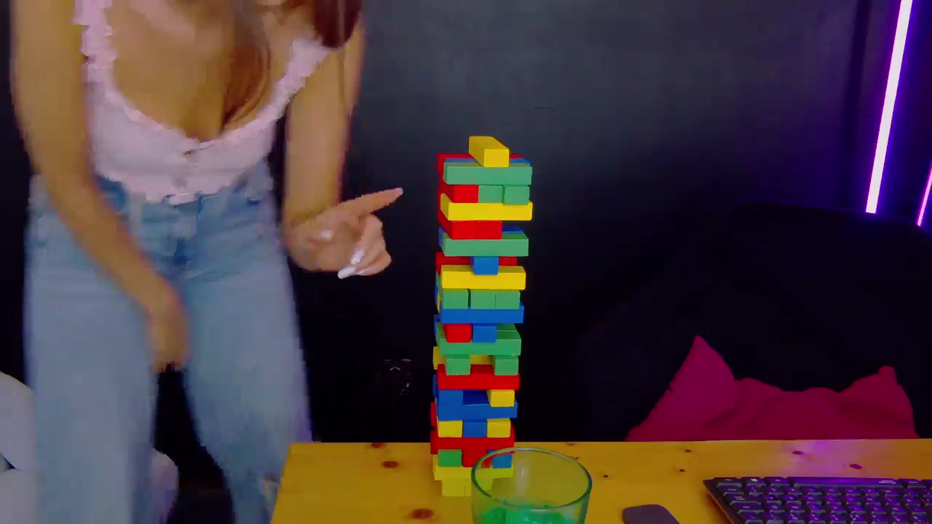Gallery image thumbnail from Radiance's myfreecams stream on, 07/12/2025, 17:42 image 18 of 20