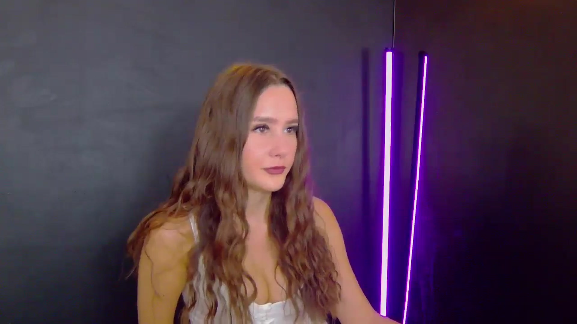 Gallery image thumbnail from Radiance's myfreecams stream on, 07/15/2025, 14:02 image 3 of 20