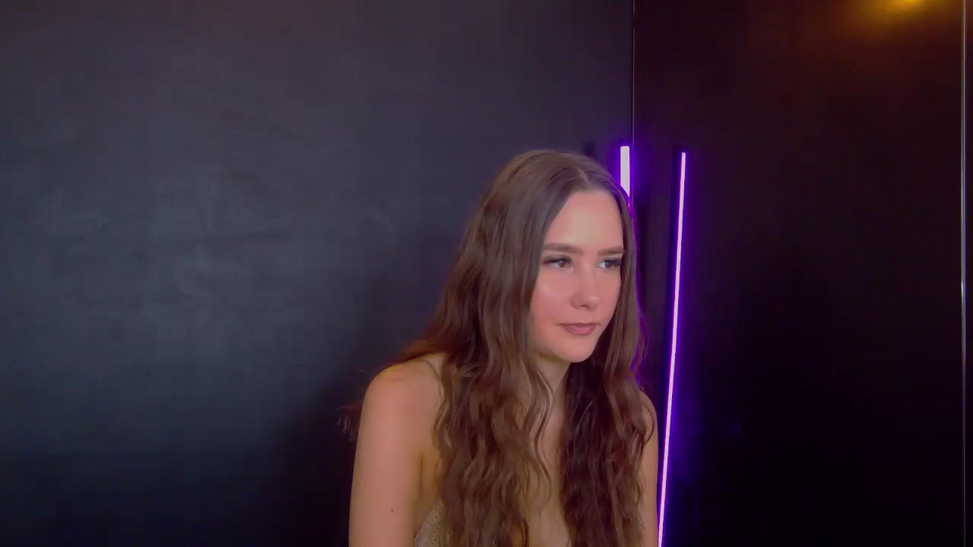 Gallery image thumbnail from Radiance's myfreecams stream on, 07/20/2025, 13:47 image 2 of 20