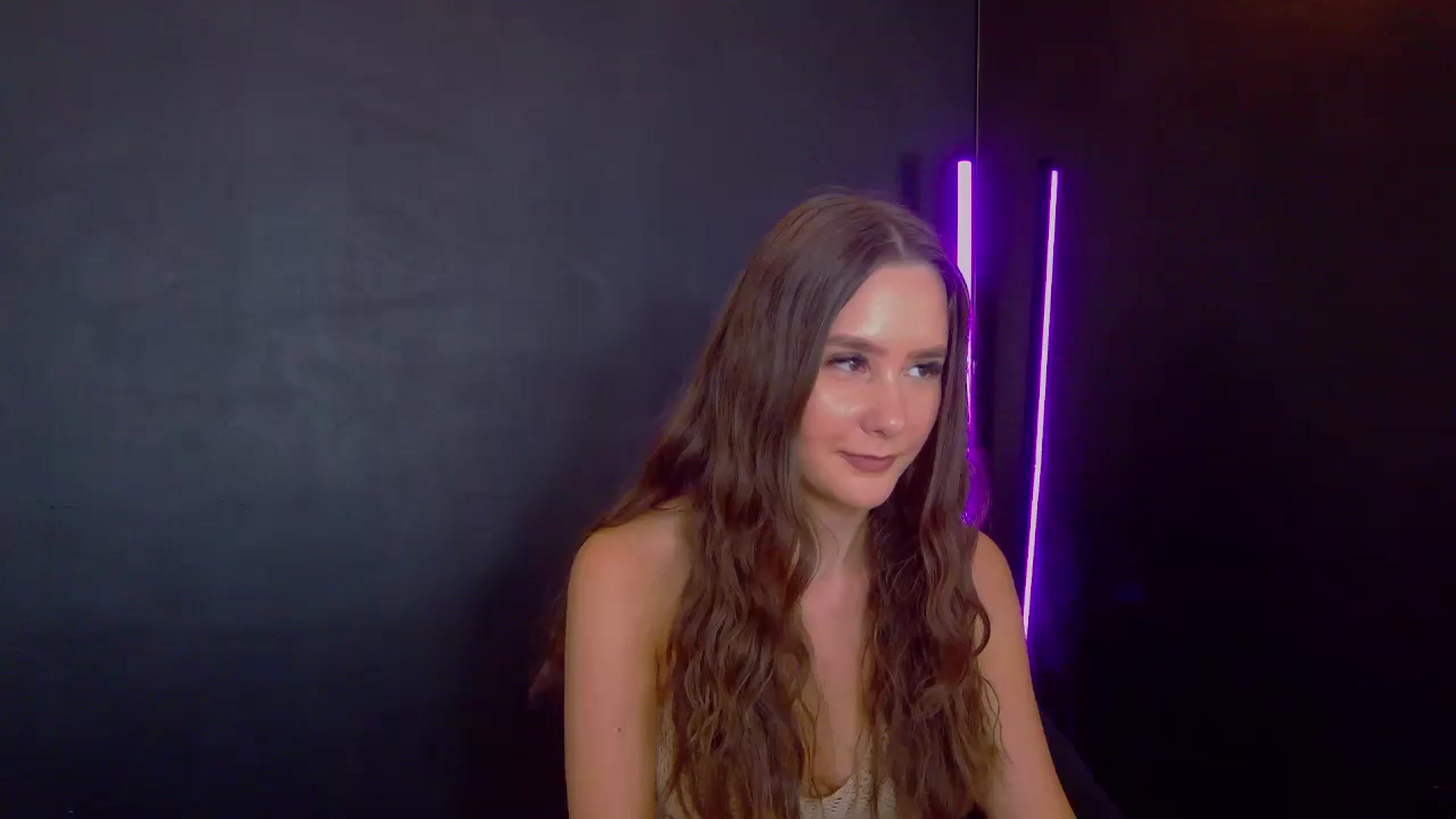 Gallery image thumbnail from Radiance's myfreecams stream on, 07/20/2025, 17:48 image 20 of 20