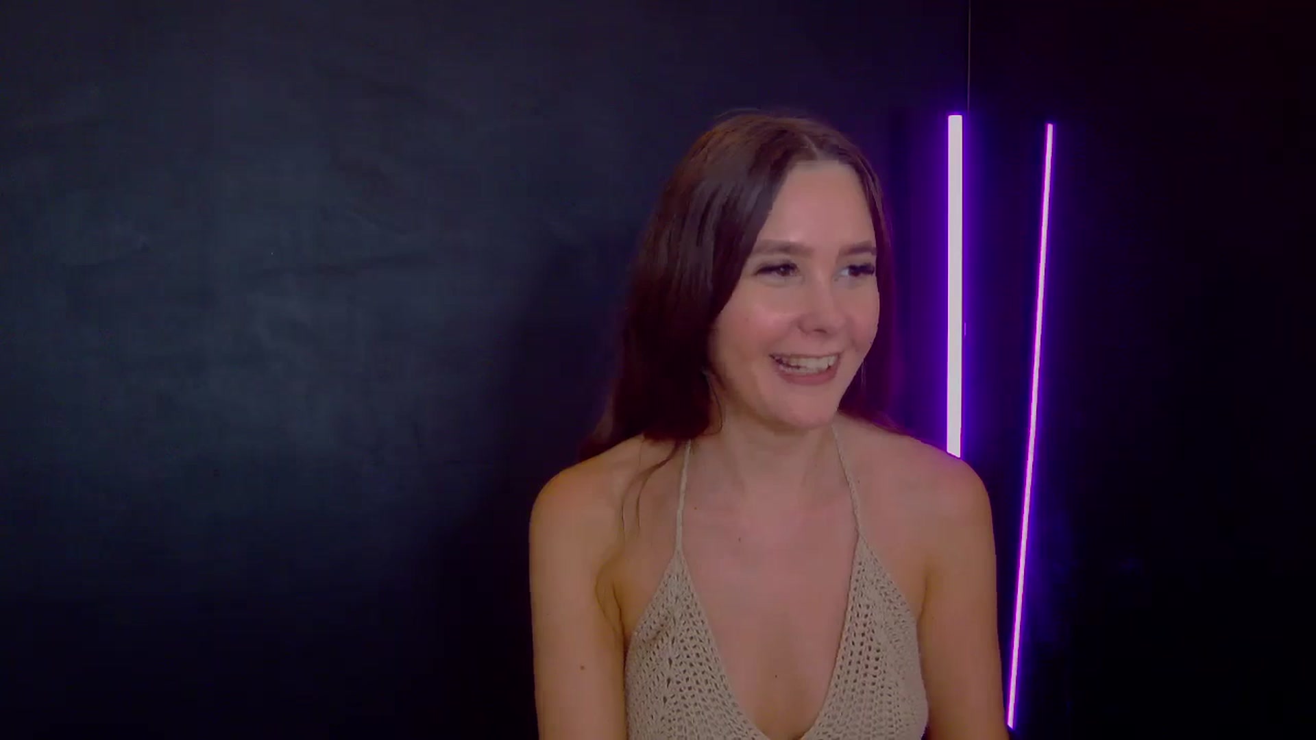 Gallery image thumbnail from Radiance's myfreecams stream on, 07/20/2025, 17:48 image 13 of 20