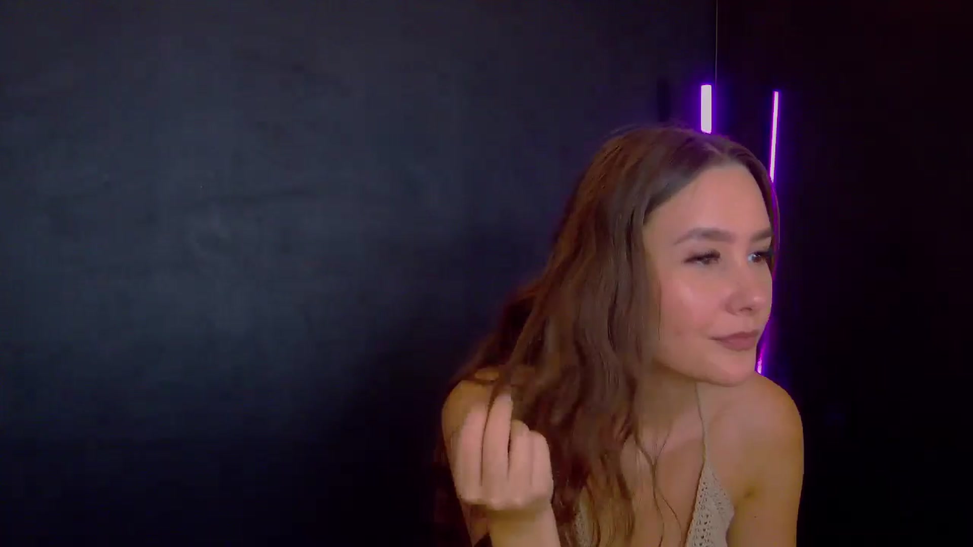 Gallery image thumbnail from Radiance's myfreecams stream on, 07/20/2025, 17:48 image 10 of 20