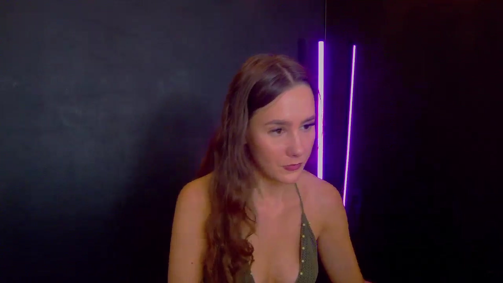 Gallery image thumbnail from Radiance's myfreecams stream on, 07/23/2025, 18:47 image 9 of 20