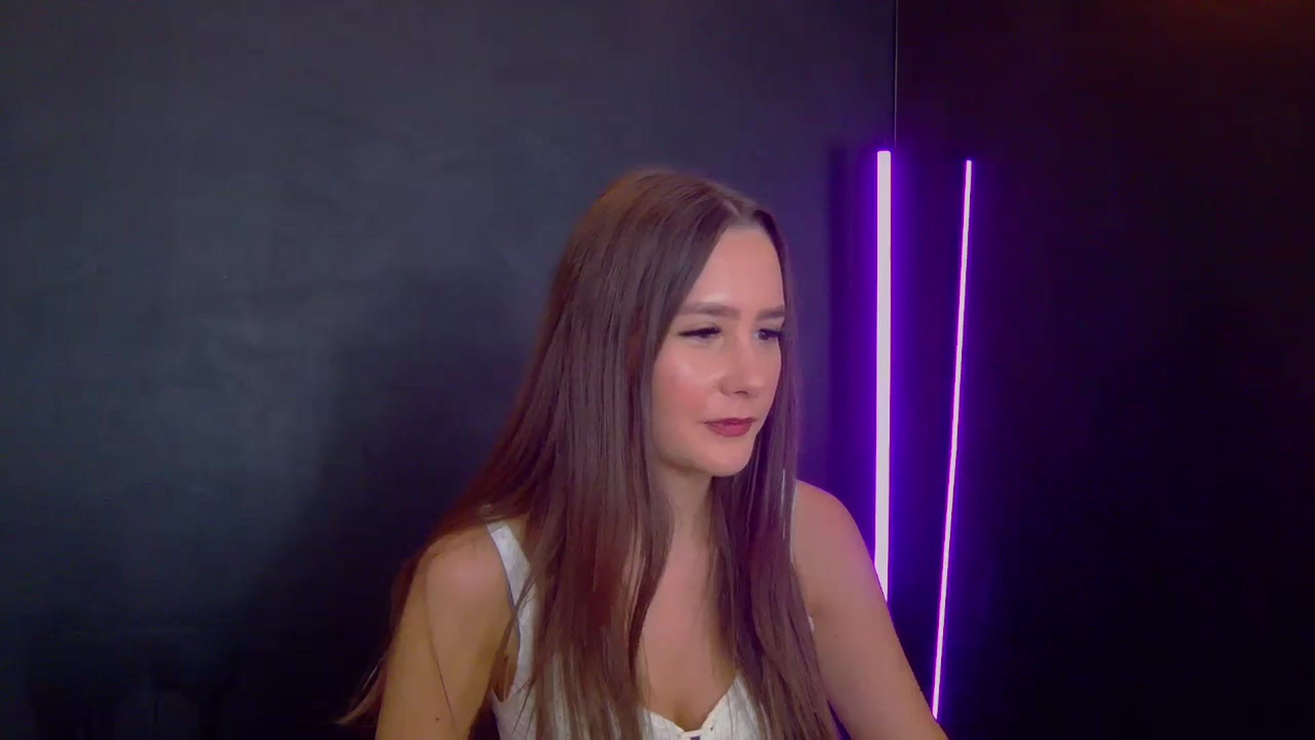 Gallery image thumbnail from Radiance's myfreecams stream on, 07/27/2025, 12:41 image 19 of 20