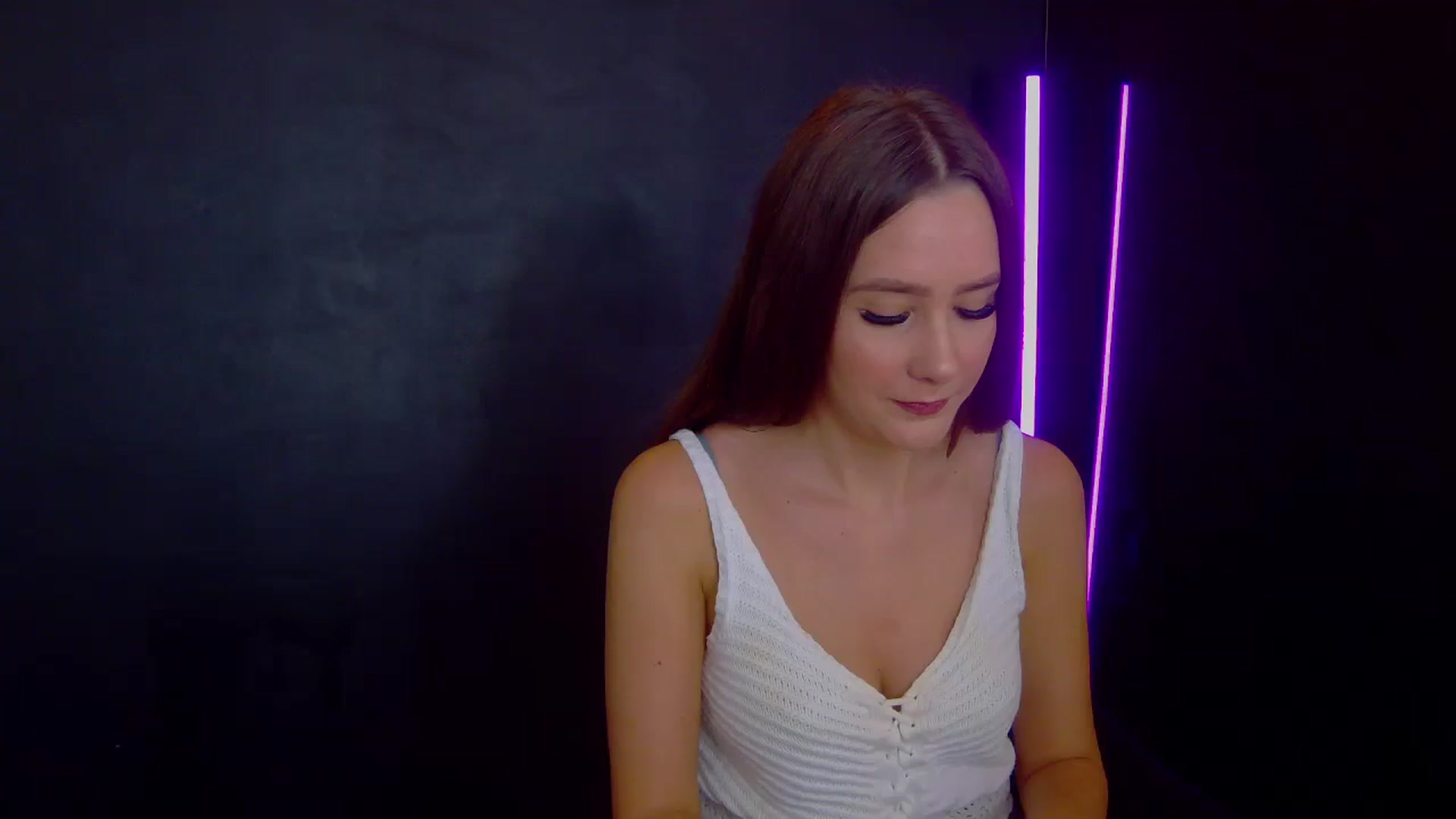 Gallery image thumbnail from Radiance's myfreecams stream on, 07/27/2025, 14:53 image 9 of 20