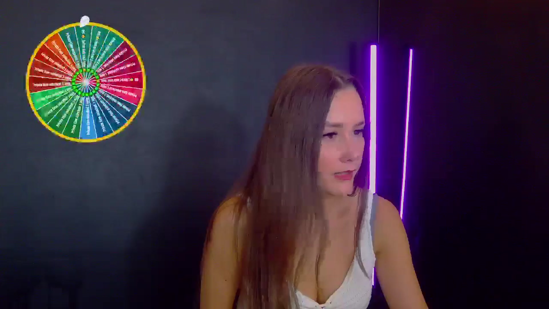 Gallery image thumbnail from Radiance's myfreecams stream on, 07/27/2025, 19:02 image 5 of 20