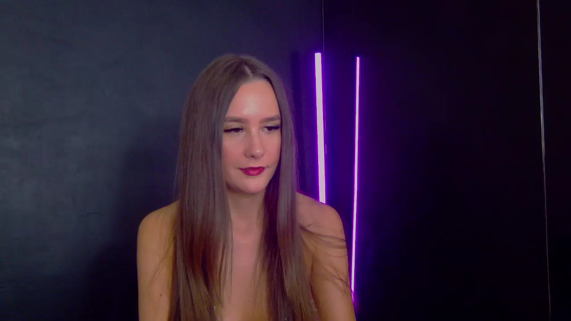 Gallery image thumbnail from Radiance's myfreecams stream on, 07/30/2025, 18:59 image 4 of 20