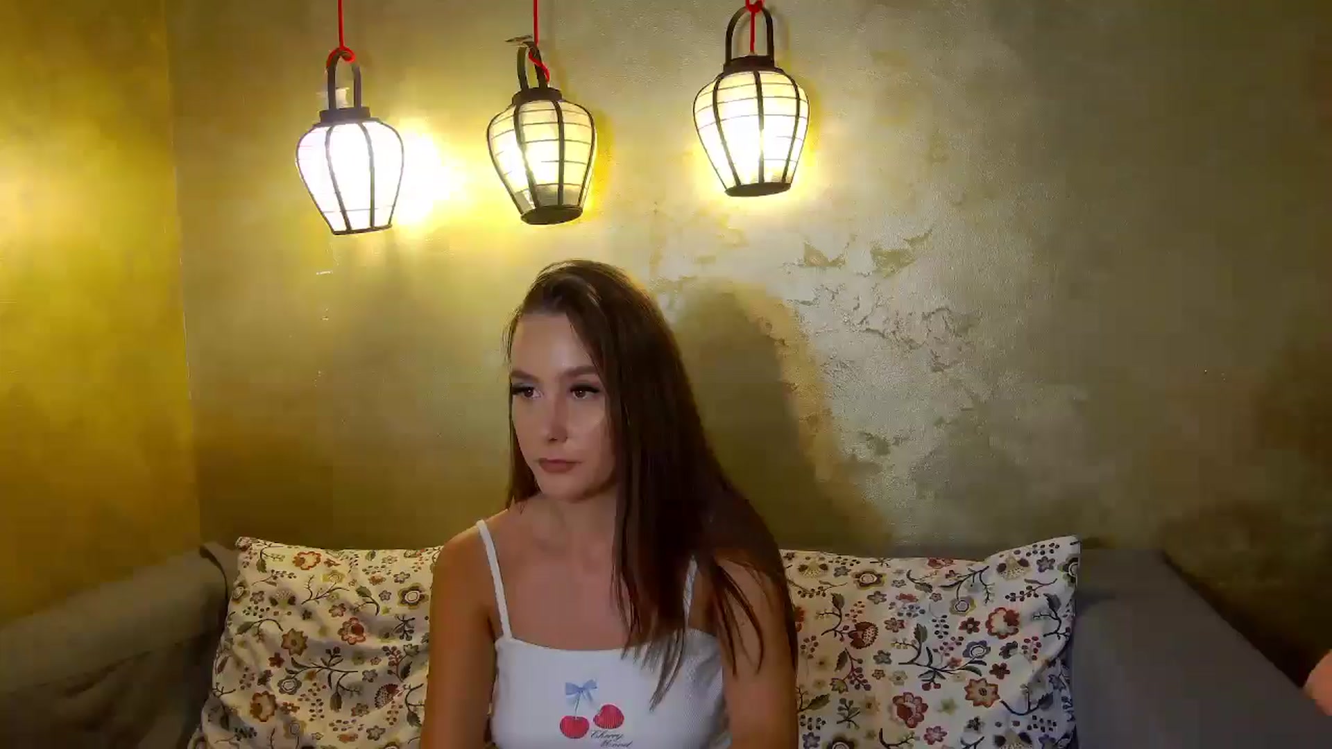 Gallery image thumbnail from Radiance's myfreecams stream on, 08/08/2025, 19:05 image 18 of 20