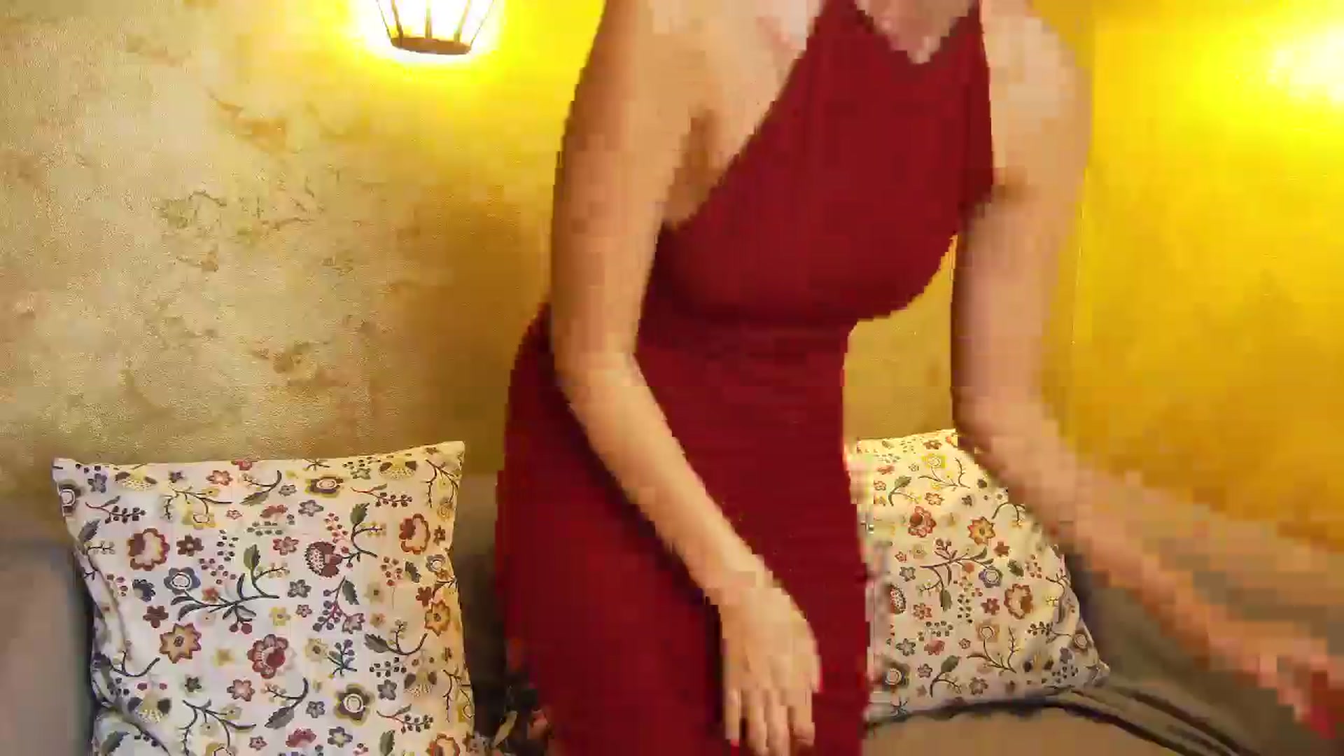 Gallery image thumbnail from Radiance's myfreecams stream on, 08/11/2025, 15:14 image 2 of 20