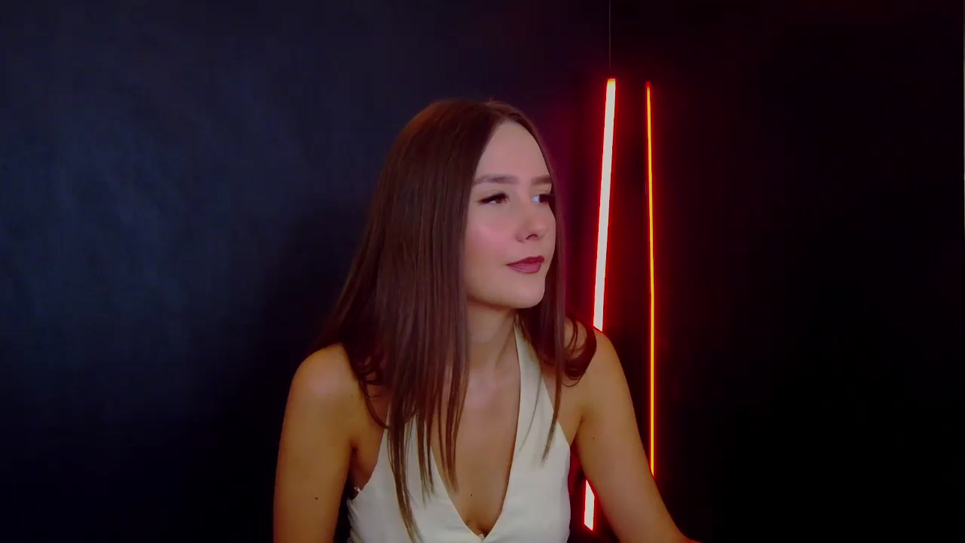 Gallery image thumbnail from Radiance's myfreecams stream on, 08/13/2025, 13:39 image 9 of 20