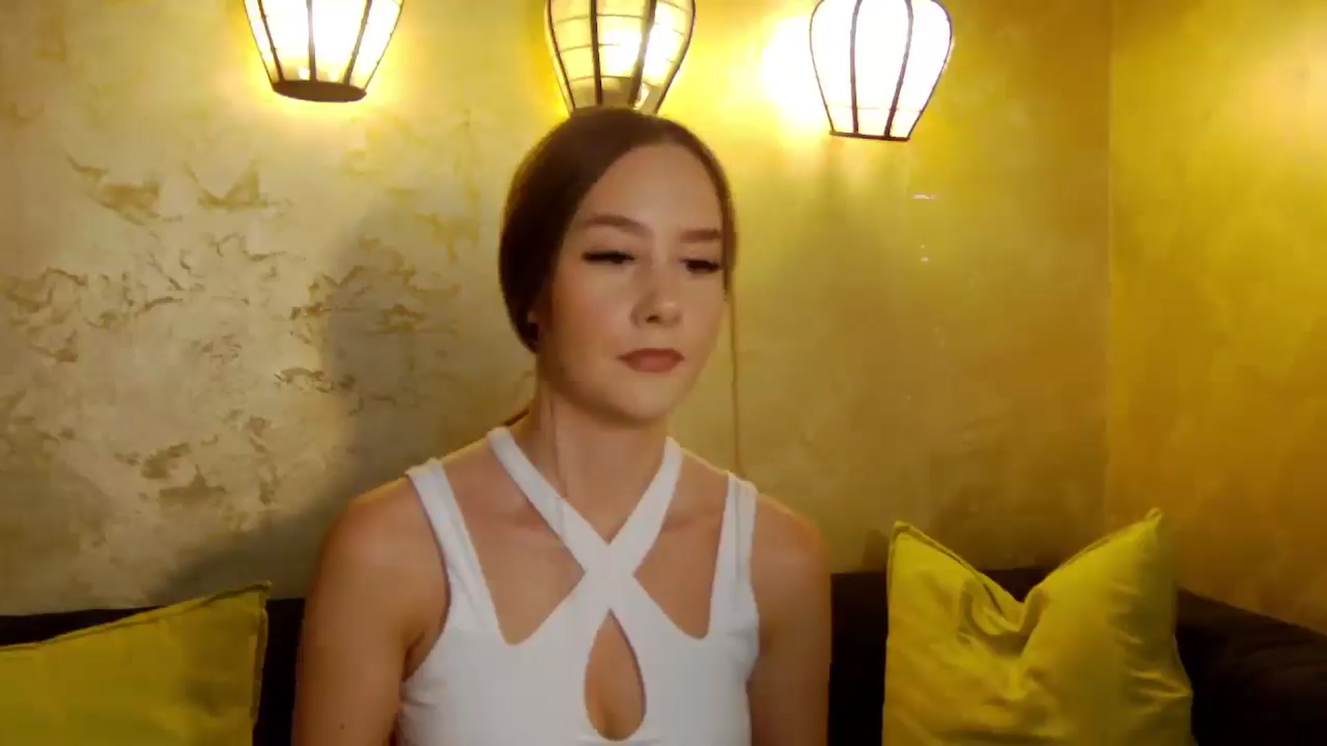 Gallery image thumbnail from Radiance's myfreecams stream on, 08/22/2025, 13:45 image 19 of 20