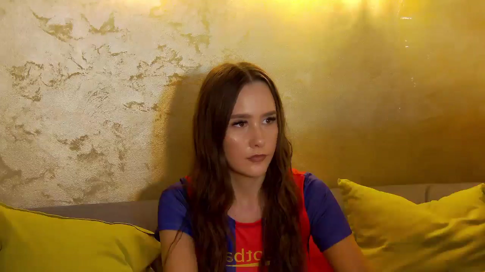 Gallery image thumbnail from Radiance's myfreecams stream on, 09/01/2025, 18:53 image 12 of 20