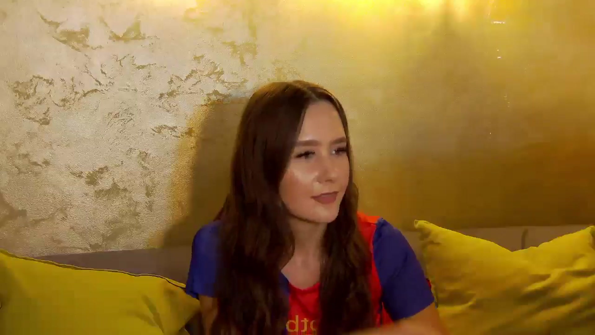 Gallery image thumbnail from Radiance's myfreecams stream on, 09/01/2025, 18:53 image 14 of 20