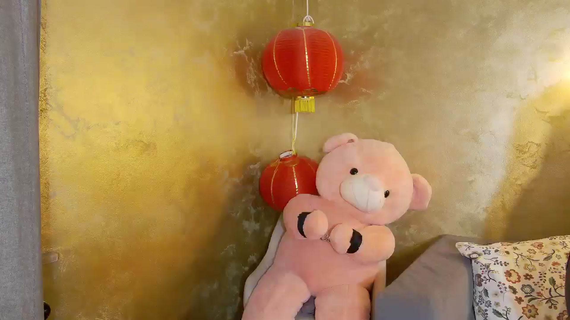 Gallery image thumbnail from Radiance's myfreecams stream on, 09/14/2025, 13:33 image 2 of 20