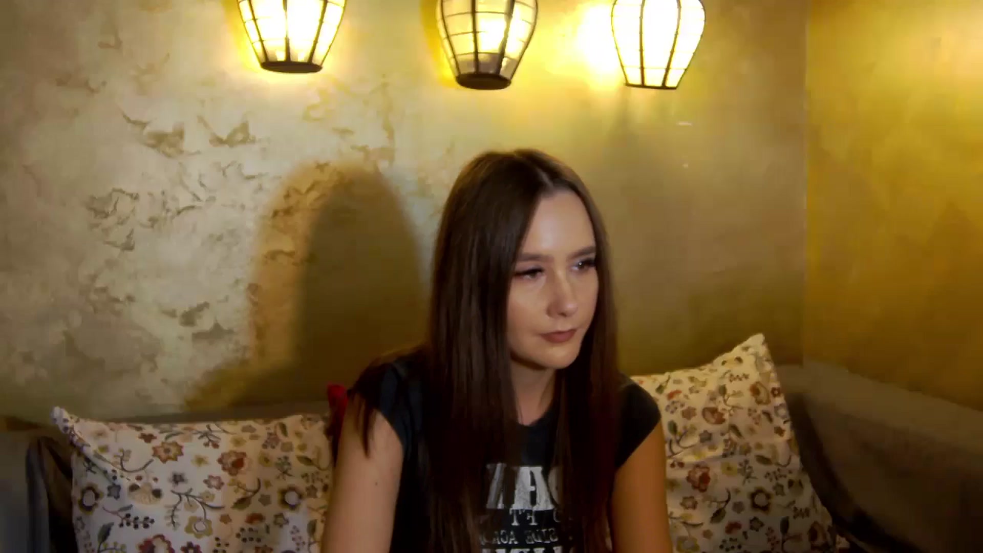 Gallery image thumbnail from Radiance's myfreecams stream on, 09/17/2025, 19:08 image 11 of 20