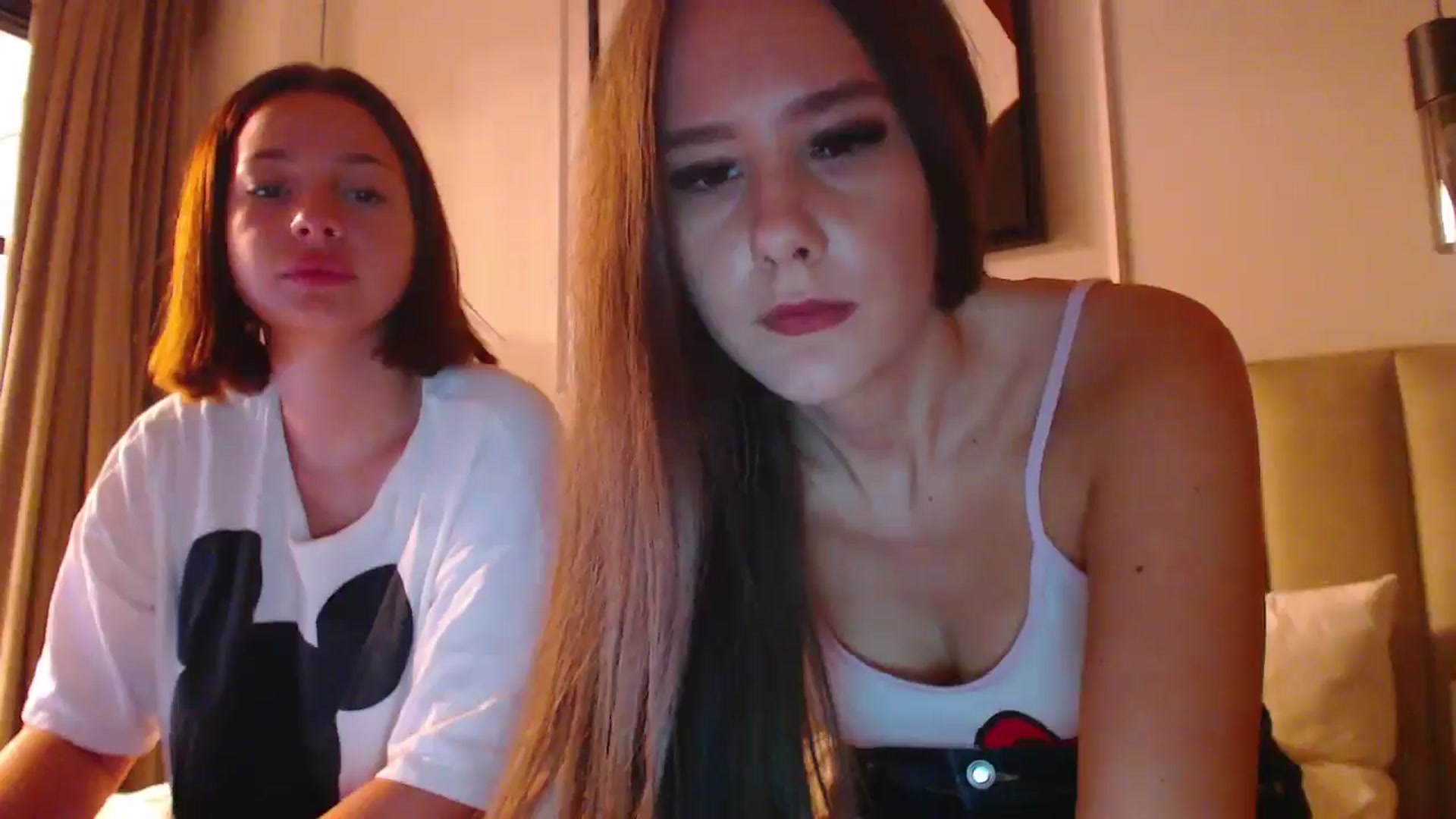 Gallery image thumbnail from Radiance's myfreecams stream on, 09/27/2025, 20:43 image 16 of 20
