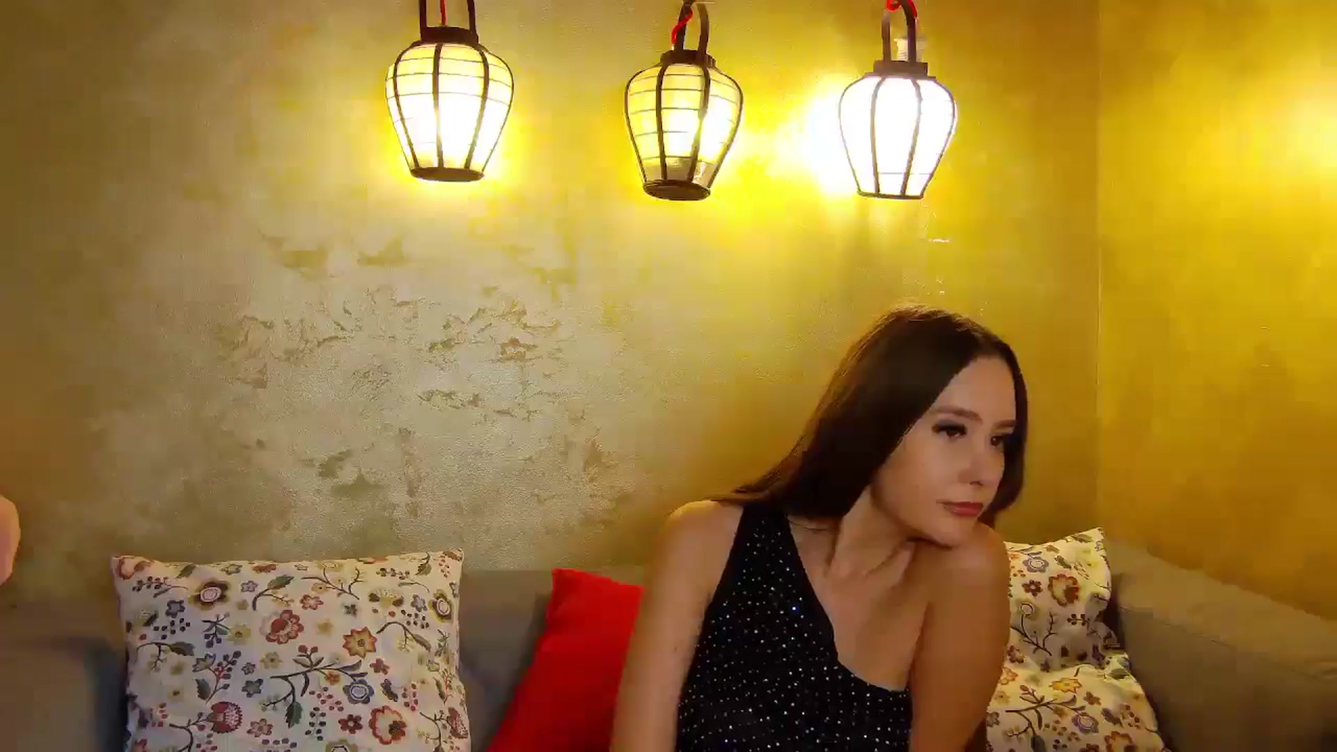 Gallery image thumbnail from Radiance's myfreecams stream on, 09/28/2025, 15:58 image 15 of 20