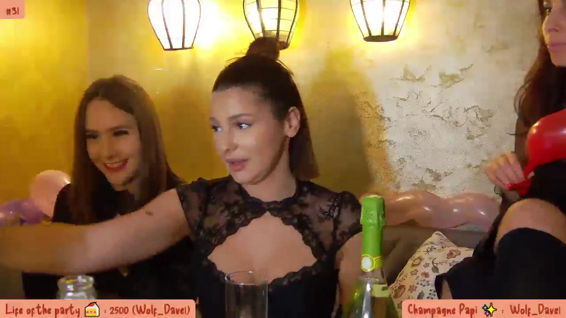 Gallery image thumbnail from Radiance's myfreecams stream on, 10/01/2025, 15:26 image 7 of 20