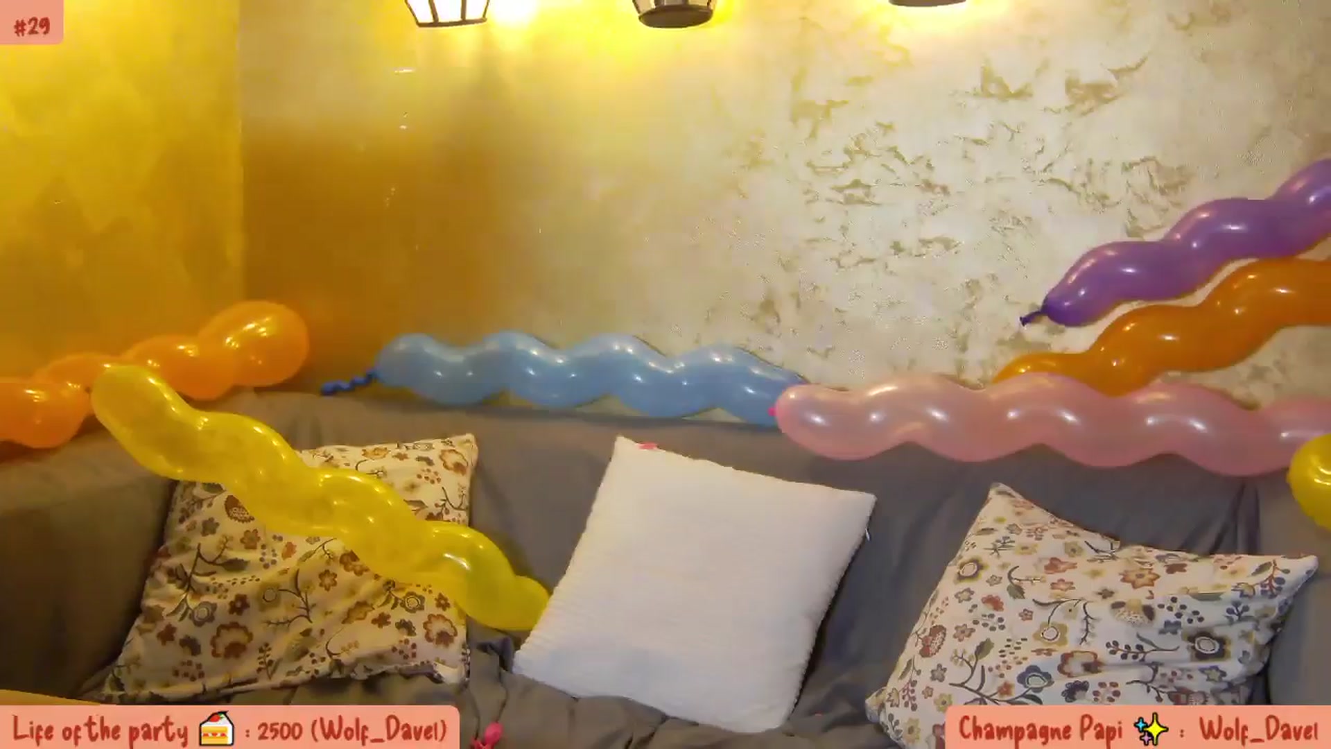 Gallery image thumbnail from Radiance's myfreecams stream on, 10/01/2025, 16:36 image 4 of 20