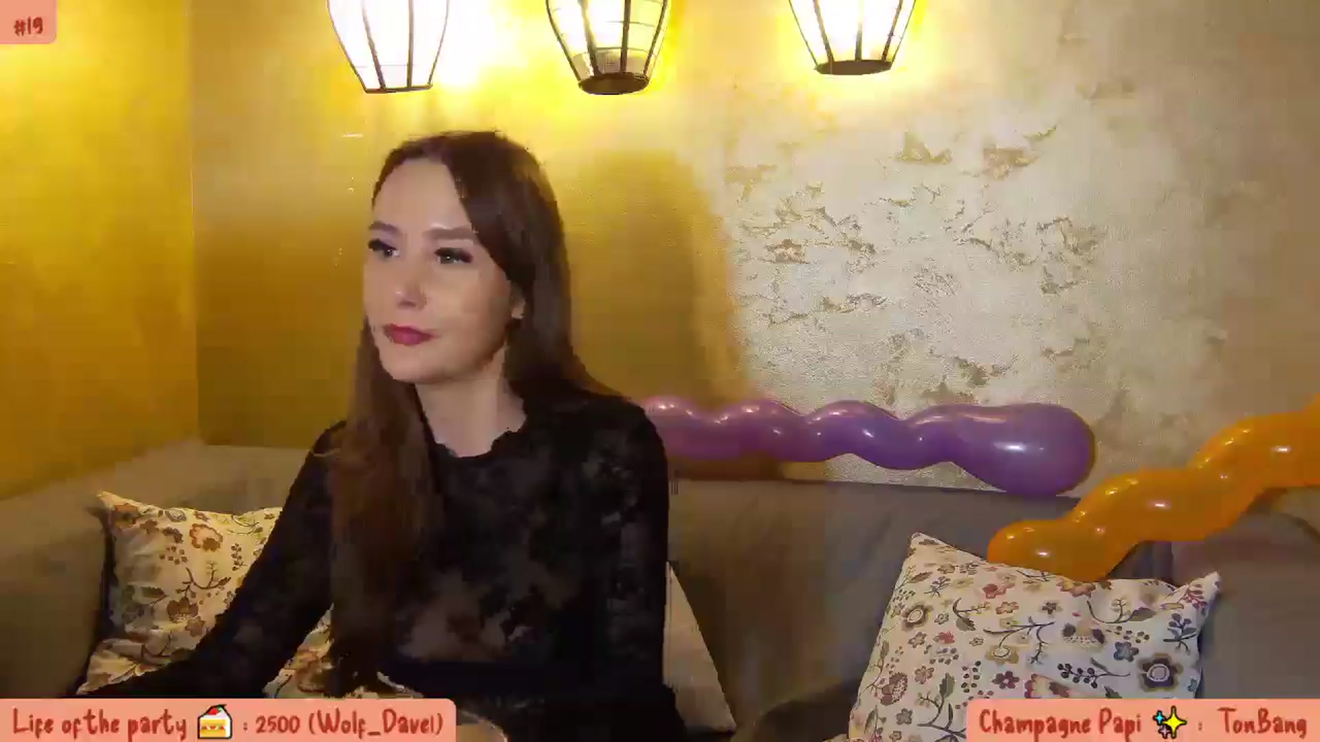 Gallery image thumbnail from Radiance's myfreecams stream on, 10/01/2025, 19:41 image 15 of 20