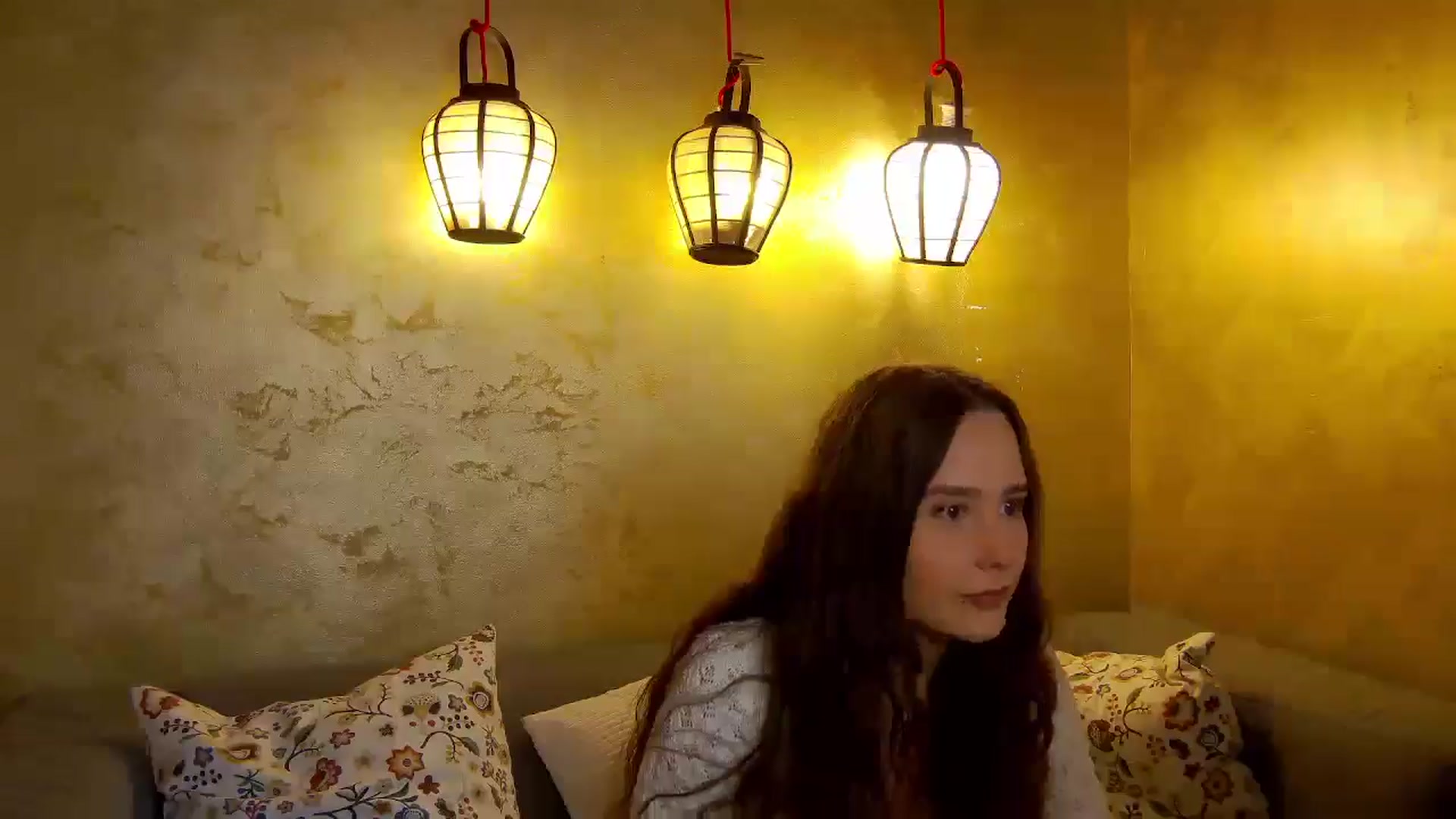 Gallery image thumbnail from Radiance's myfreecams stream on, 10/05/2025, 15:00 image 19 of 20