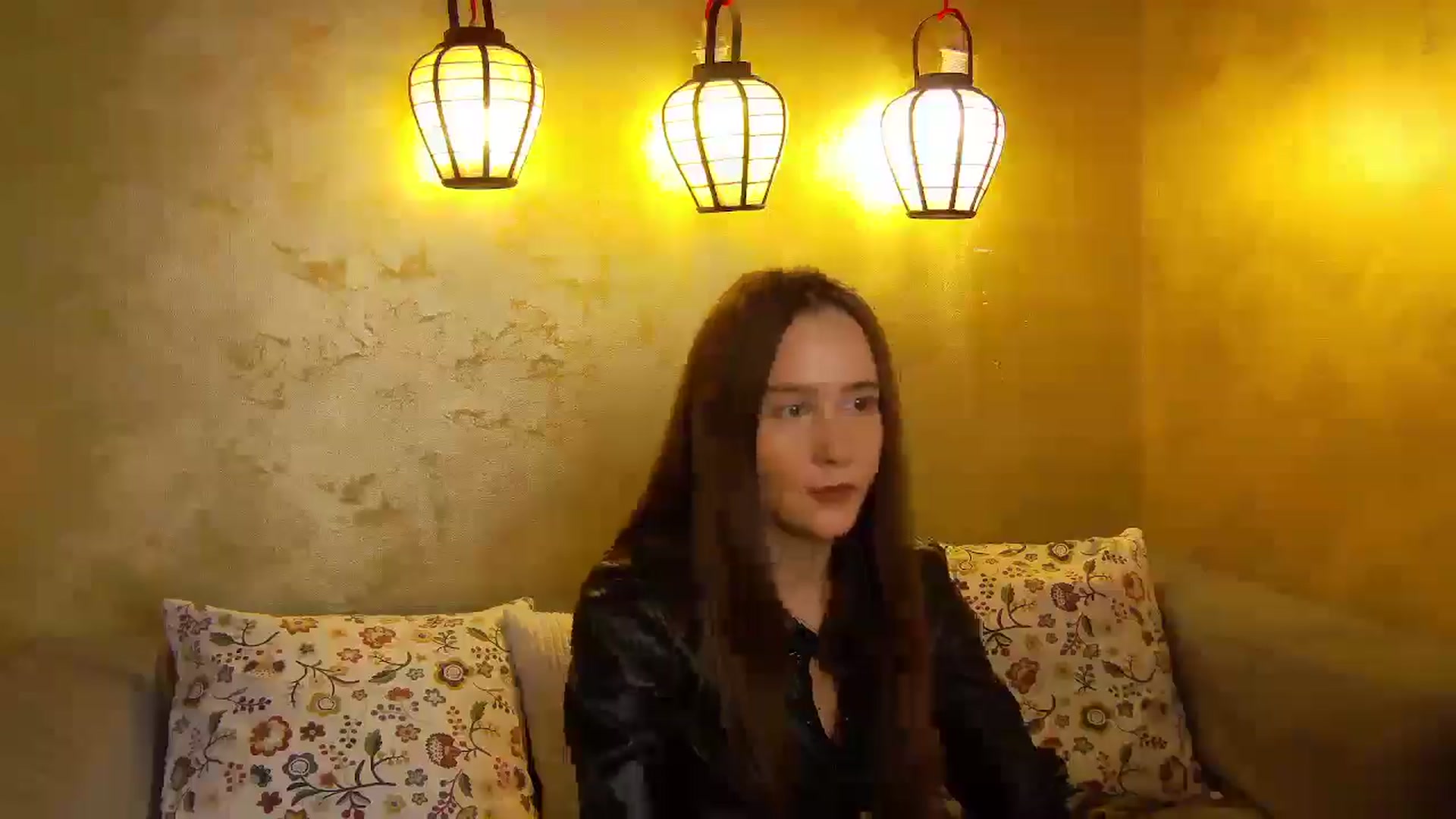Gallery image thumbnail from Radiance's myfreecams stream on, 10/06/2025, 16:40 image 20 of 20