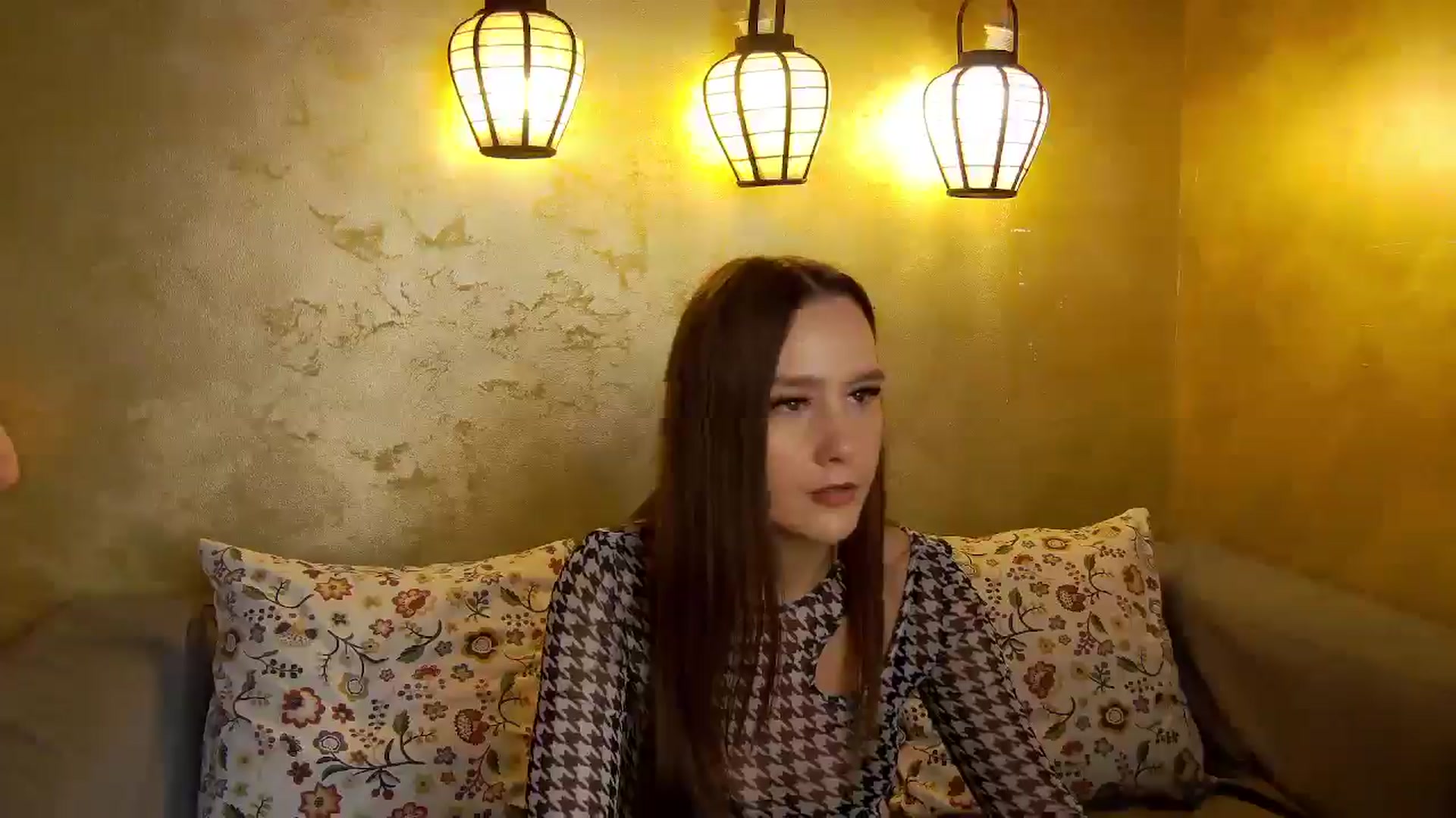 Gallery image thumbnail from Radiance's myfreecams stream on, 10/08/2025, 14:53 image 18 of 20