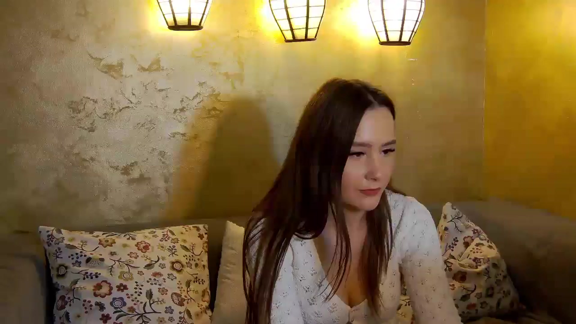 Gallery image thumbnail from Radiance's myfreecams stream on, 10/12/2025, 20:13 image 16 of 20