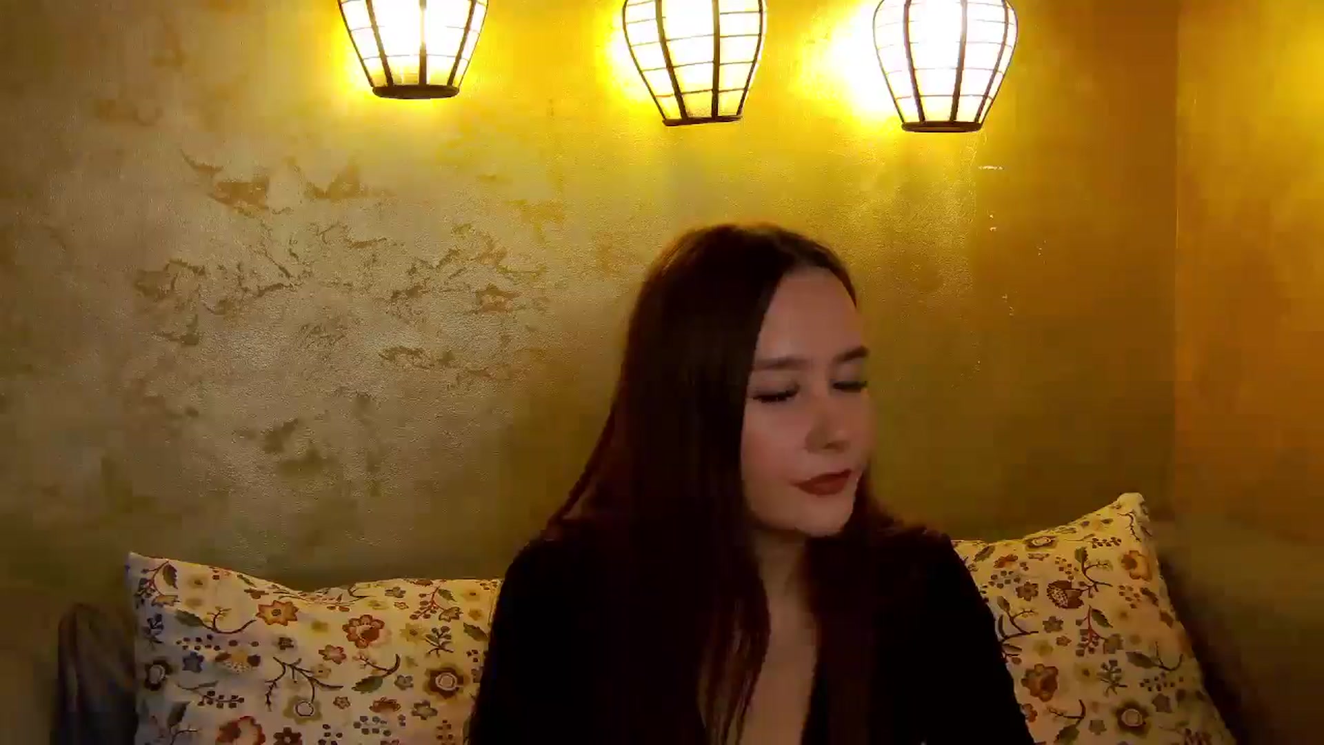 Gallery image thumbnail from Radiance's myfreecams stream on, 10/13/2025, 14:13 image 20 of 20
