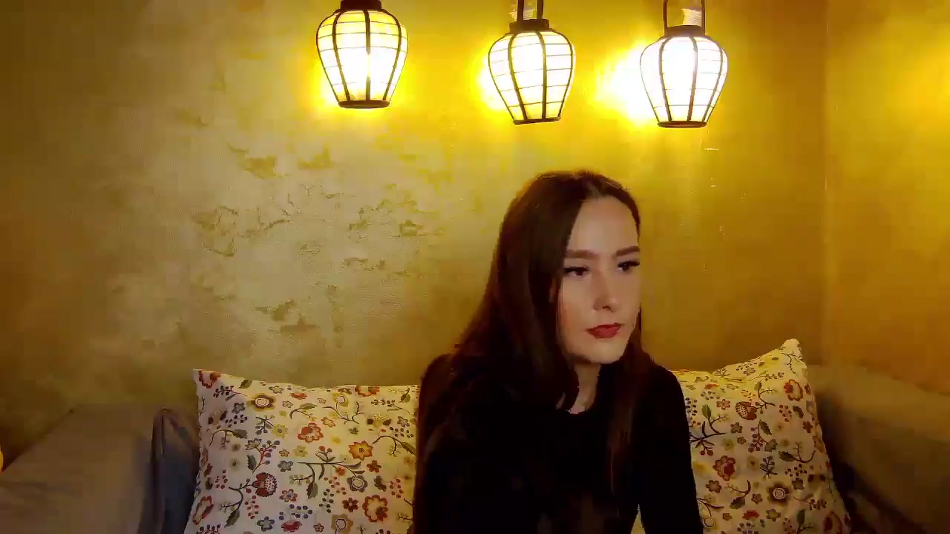 Gallery image thumbnail from Radiance's myfreecams stream on, 10/15/2025, 14:25 image 15 of 20
