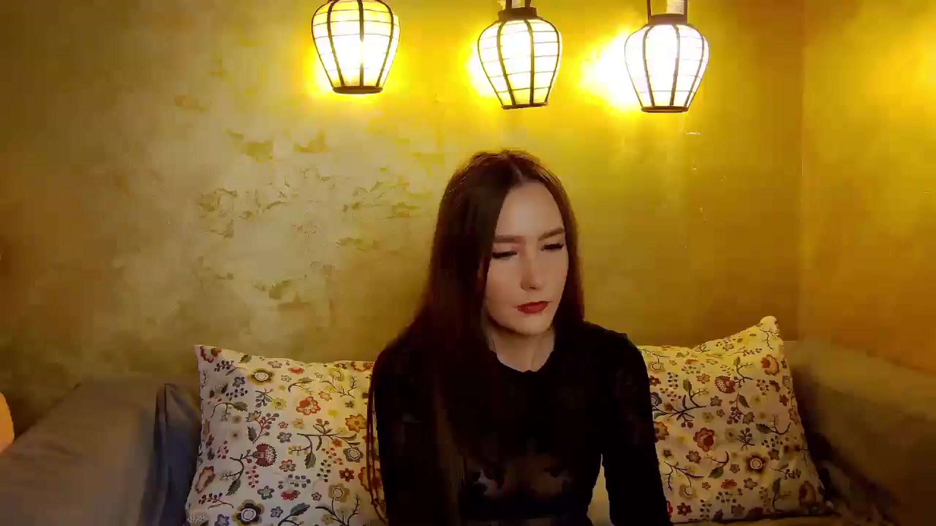 Gallery image thumbnail from Radiance's myfreecams stream on, 10/15/2025, 14:25 image 3 of 20
