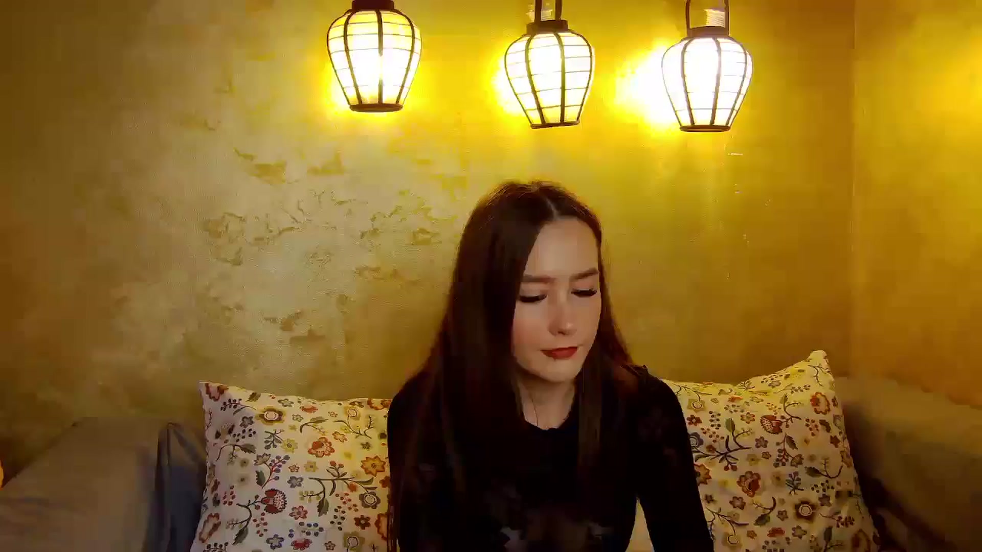 Gallery image thumbnail from Radiance's myfreecams stream on, 10/15/2025, 14:25 image 18 of 20
