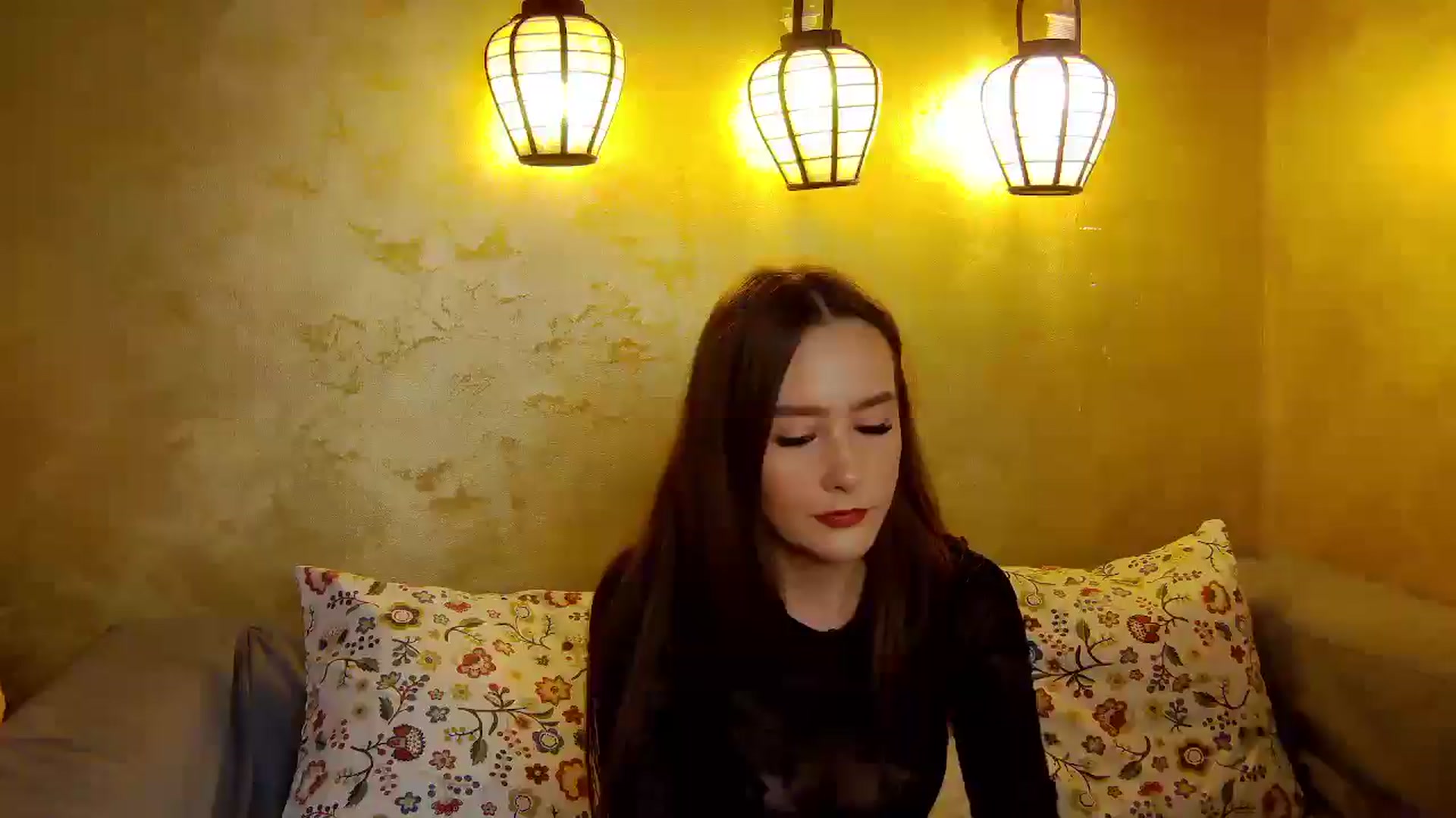 Gallery image thumbnail from Radiance's myfreecams stream on, 10/15/2025, 14:25 image 17 of 20