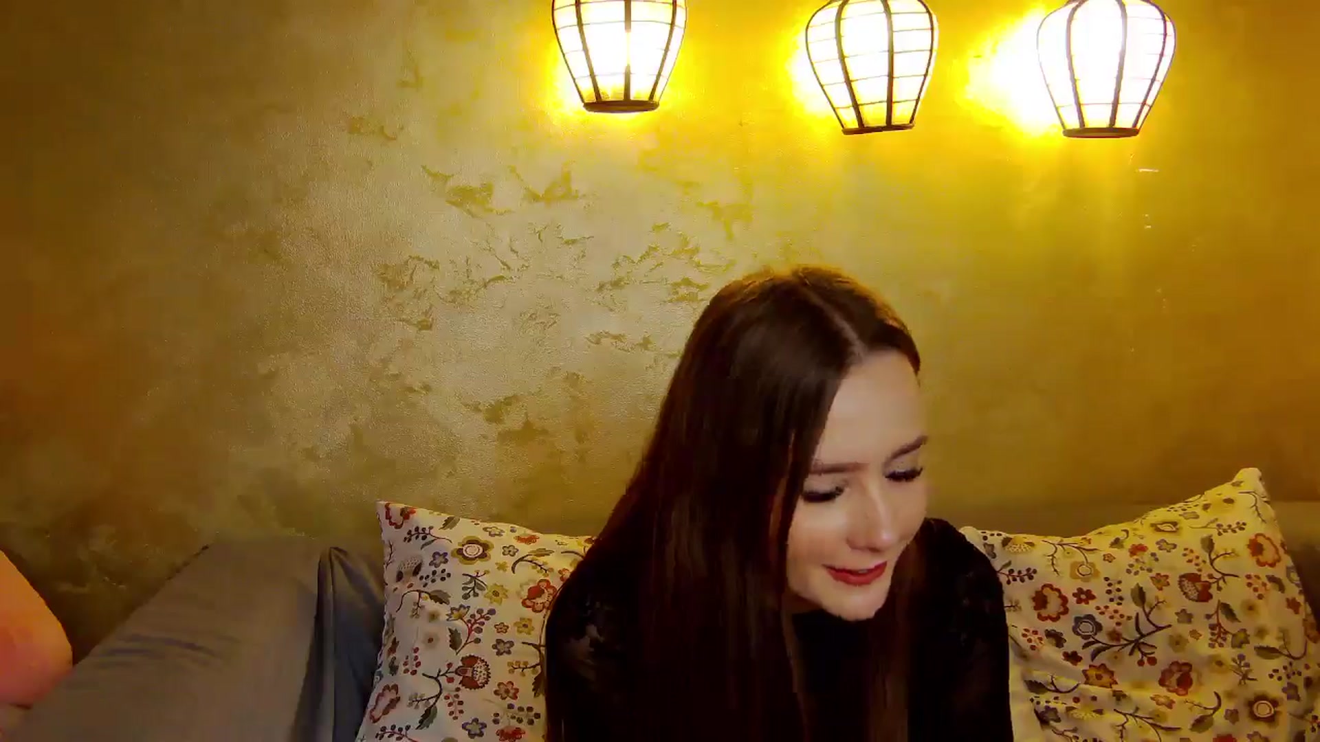 Gallery image thumbnail from Radiance's myfreecams stream on, 10/15/2025, 19:29 image 8 of 20
