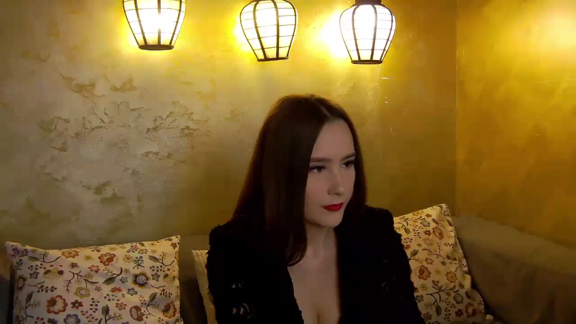 Gallery image thumbnail from Radiance's myfreecams stream on, 10/19/2025, 14:45 image 5 of 20