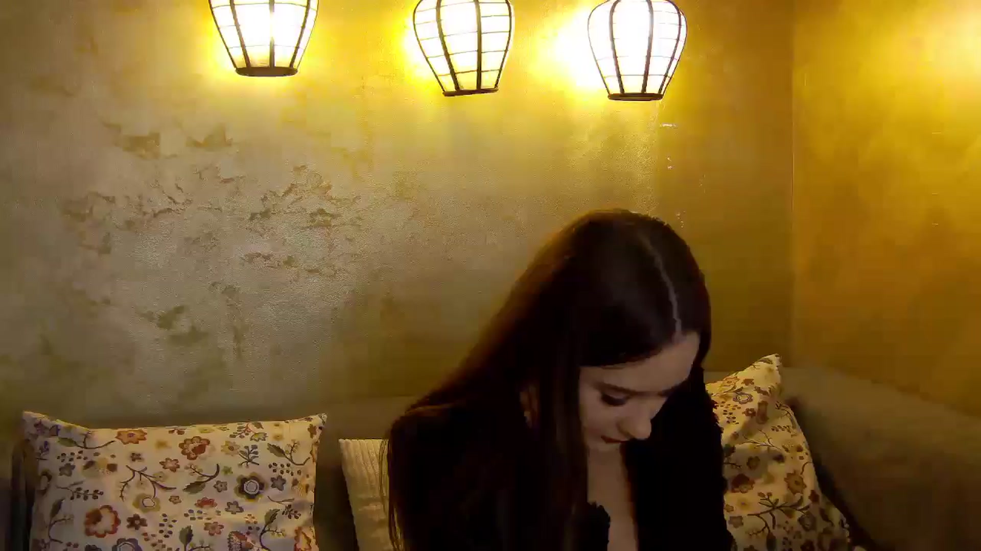 Gallery image thumbnail from Radiance's myfreecams stream on, 10/19/2025, 17:31 image 19 of 20