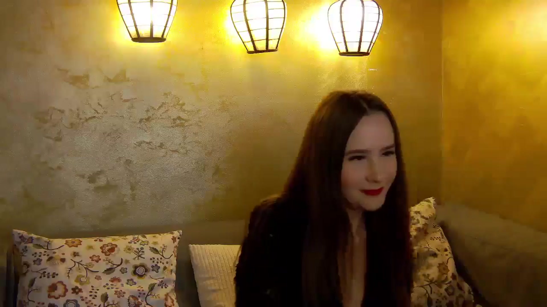 Gallery image thumbnail from Radiance's myfreecams stream on, 10/19/2025, 19:02 image 3 of 20