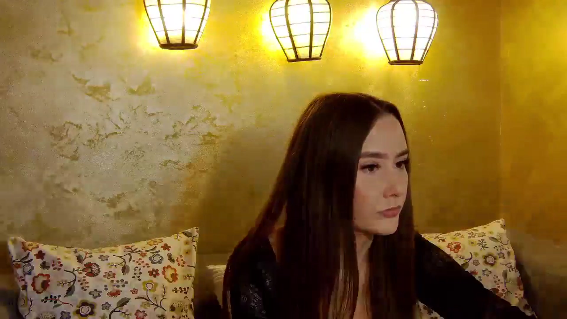 Gallery image thumbnail from Radiance's myfreecams stream on, 10/22/2025, 12:54 image 4 of 20