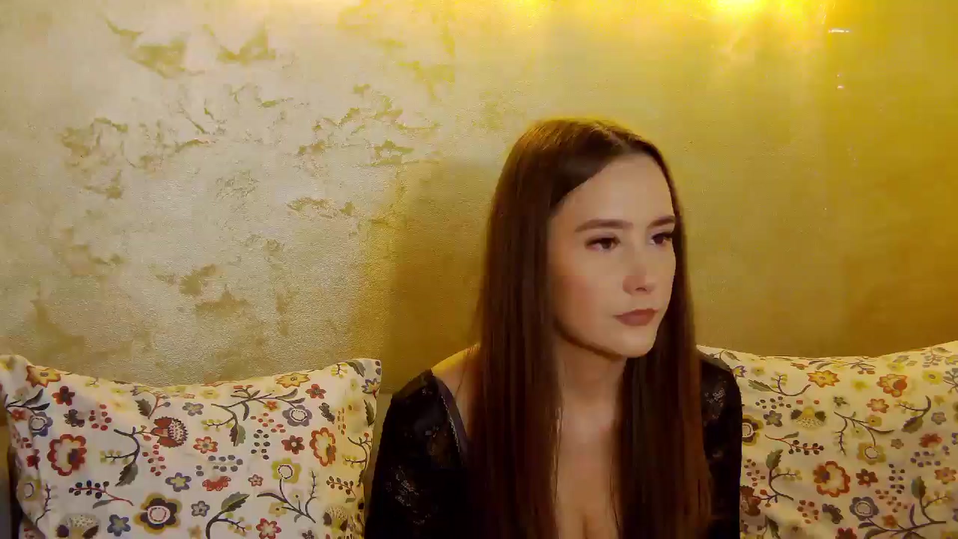 Gallery image thumbnail from Radiance's myfreecams stream on, 10/22/2025, 12:54 image 9 of 20