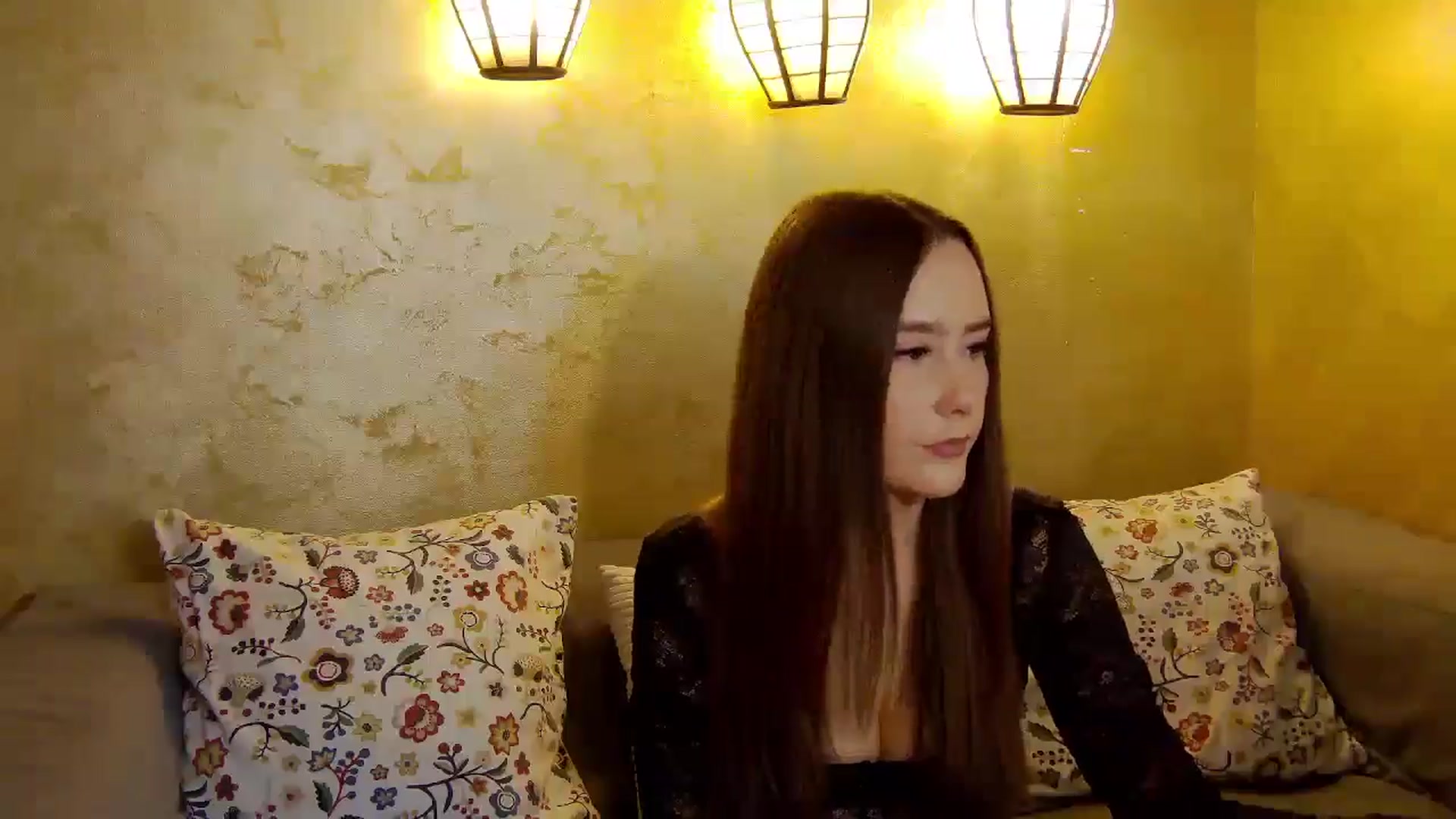 Gallery image thumbnail from Radiance's myfreecams stream on, 10/22/2025, 12:54 image 16 of 20