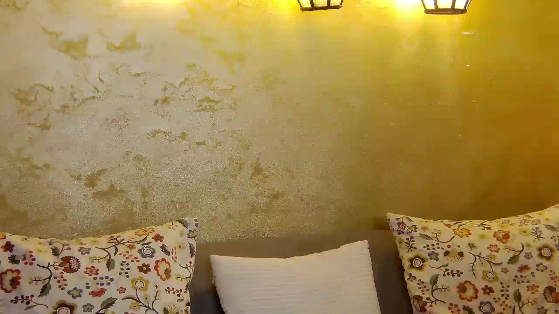 Gallery image thumbnail from Radiance's myfreecams stream on, 10/22/2025, 13:11 image 2 of 20